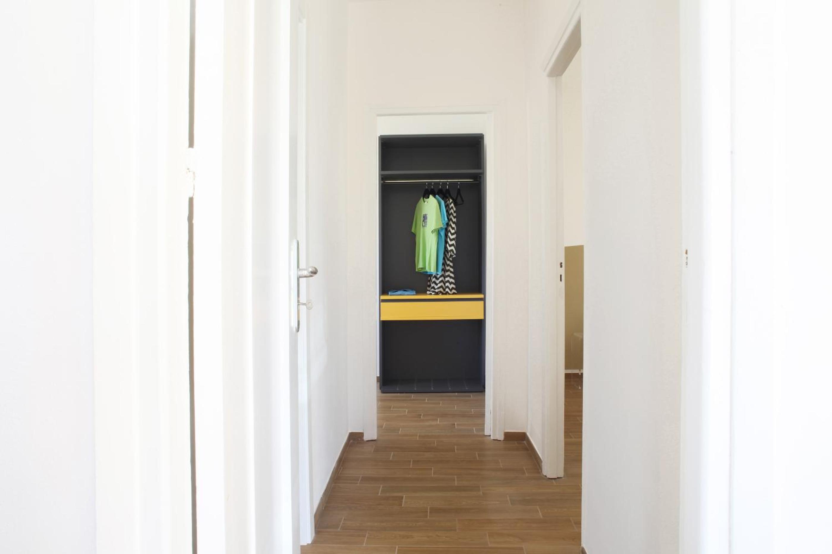 Photo 47