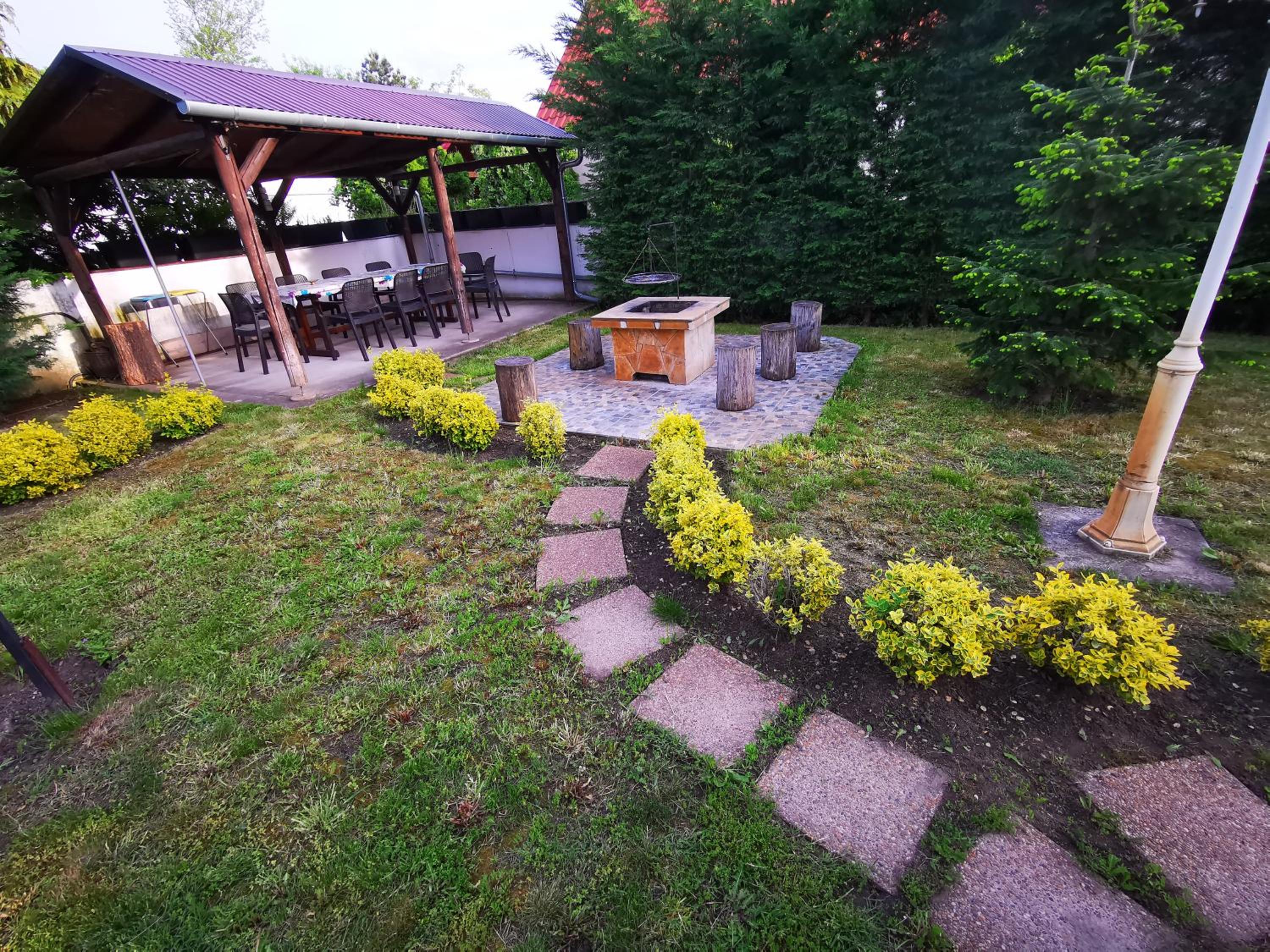 Photo 51