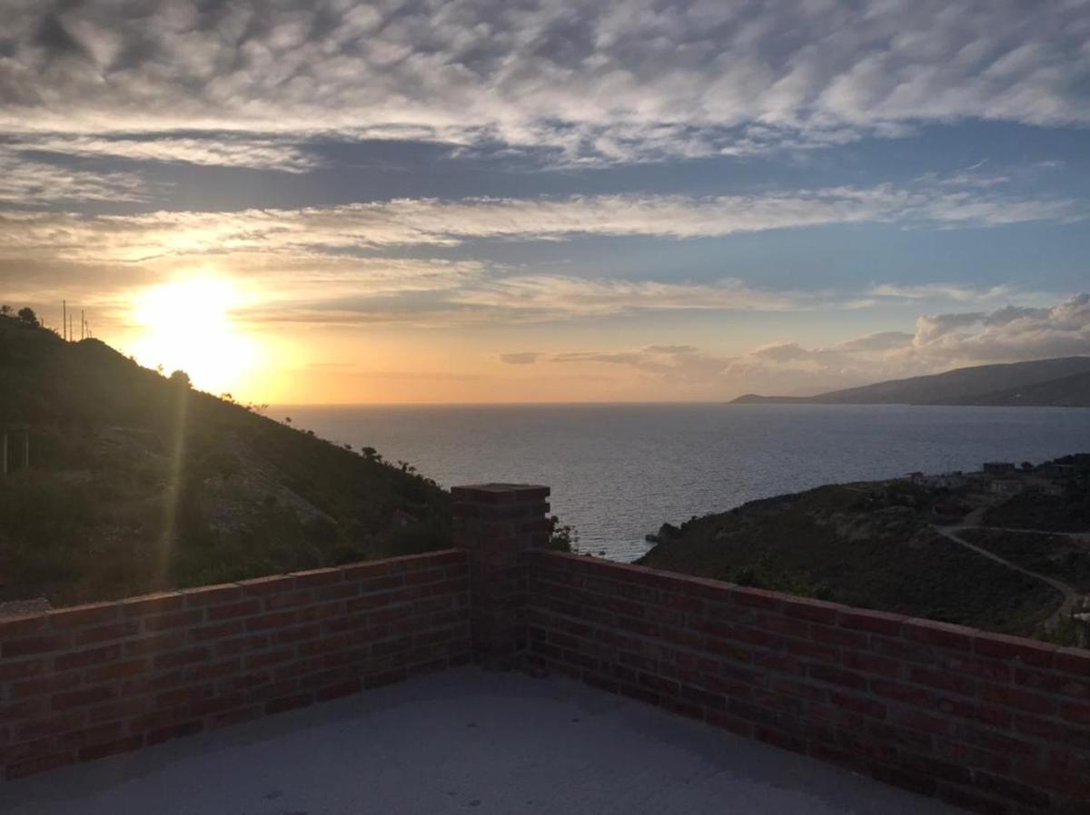 Grand Seaview Apartments
