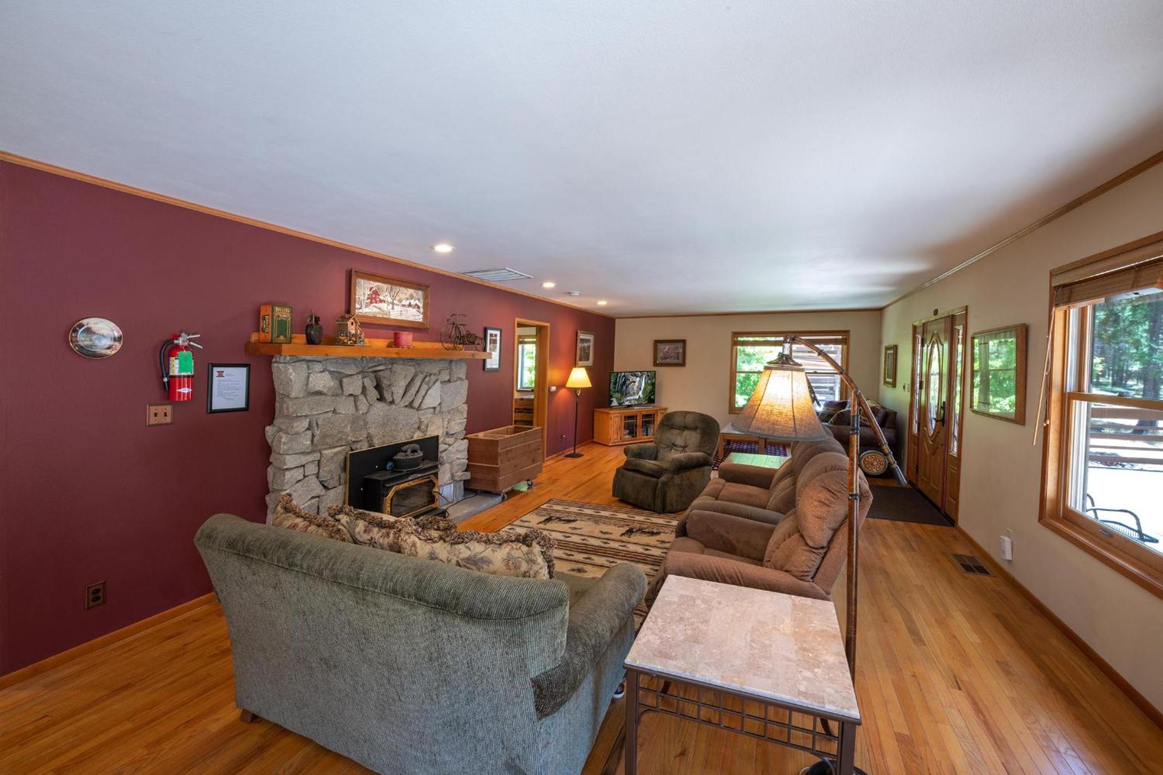 Apple Tree Bear House view 5