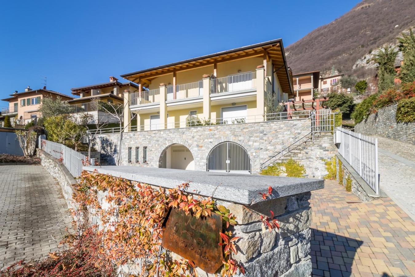 Hotel Apartment Rebecca - Tremezzina - Image 1