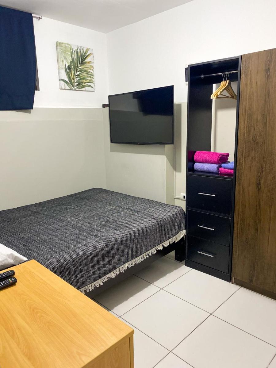 Apartamento Independiente 1 dormitorio cama Queen view 4