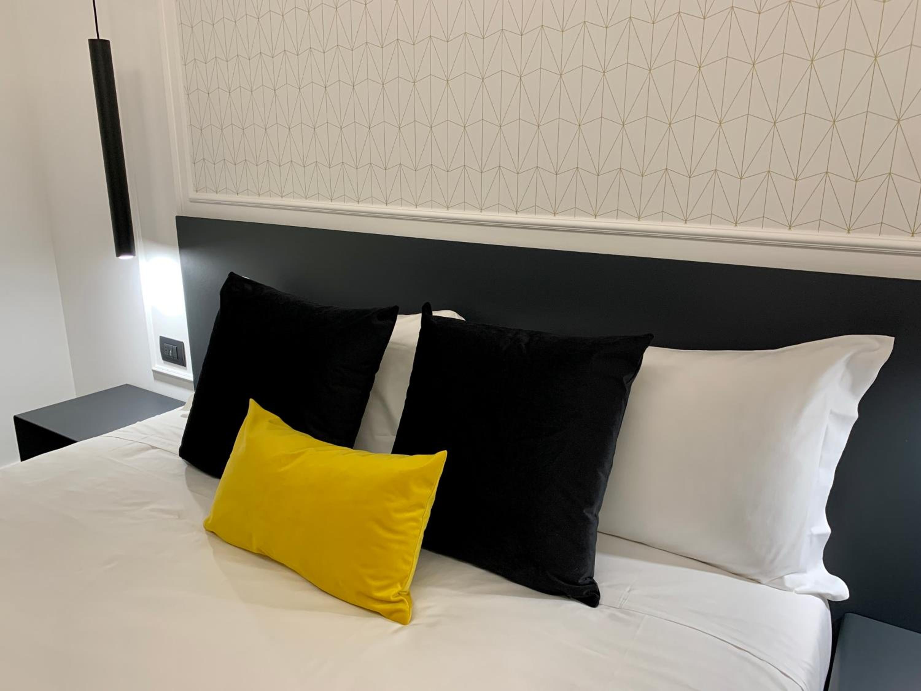 Toledo Boutique Rooms