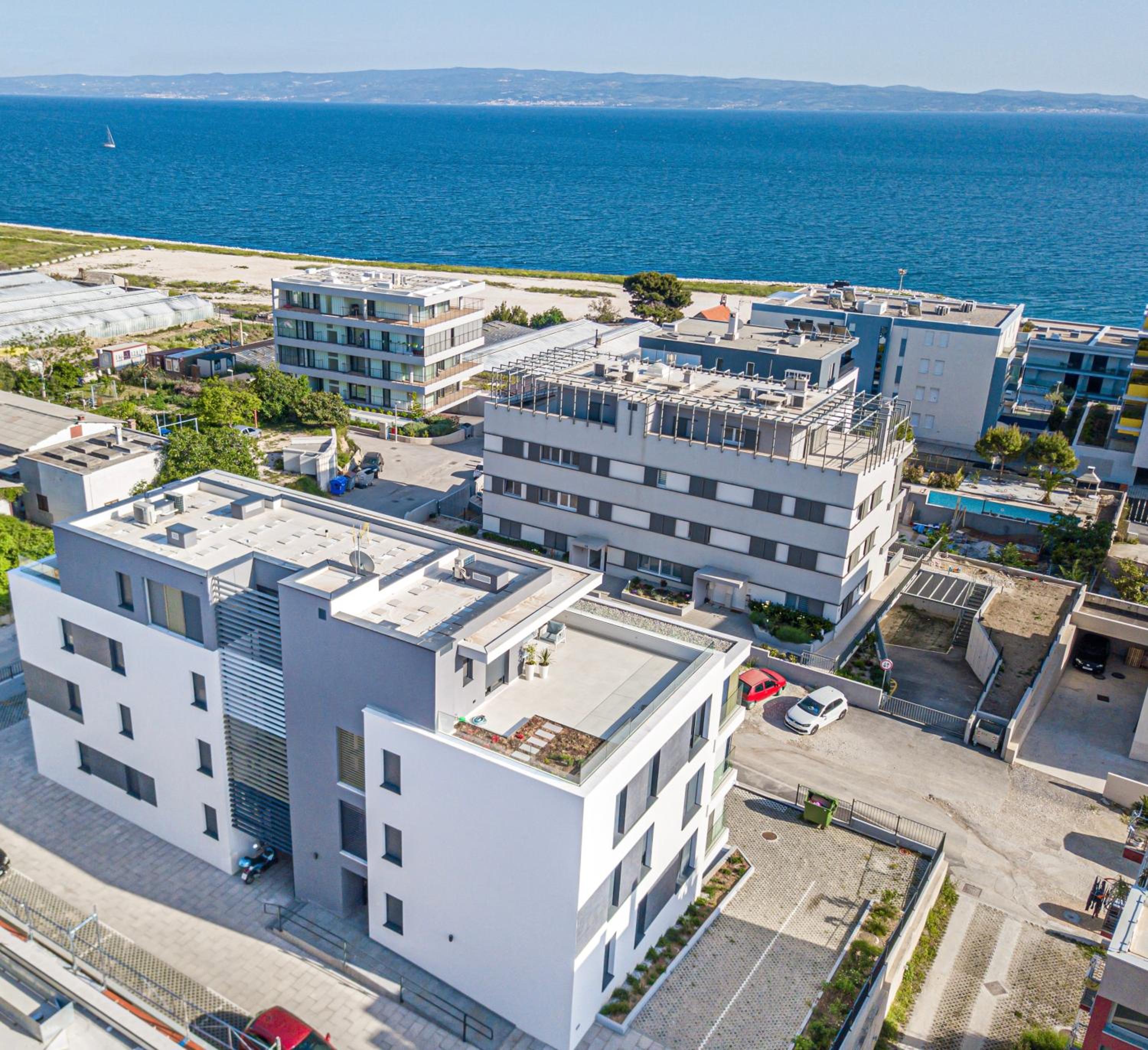 Euphoria Luxury Apartment view 3
