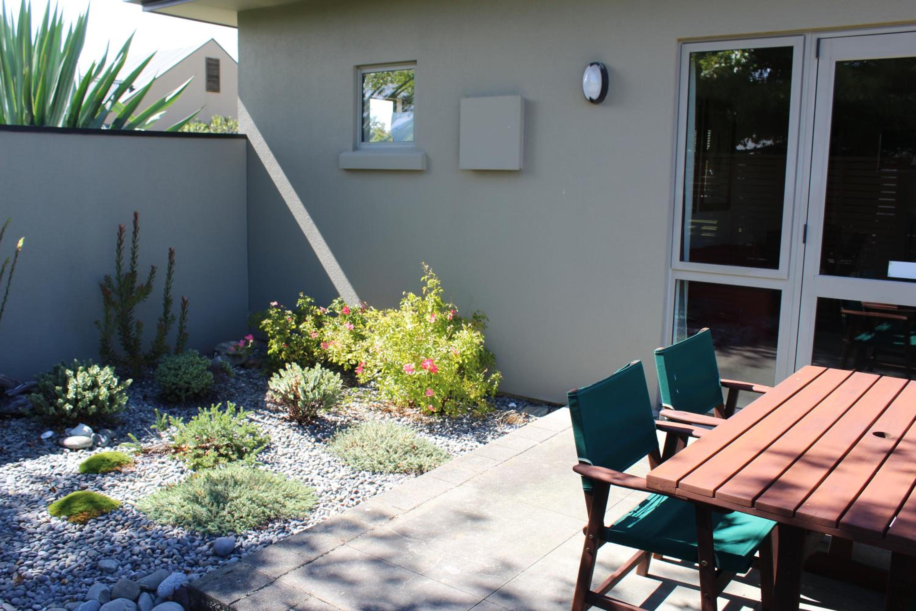 Vintners Retreat view 5