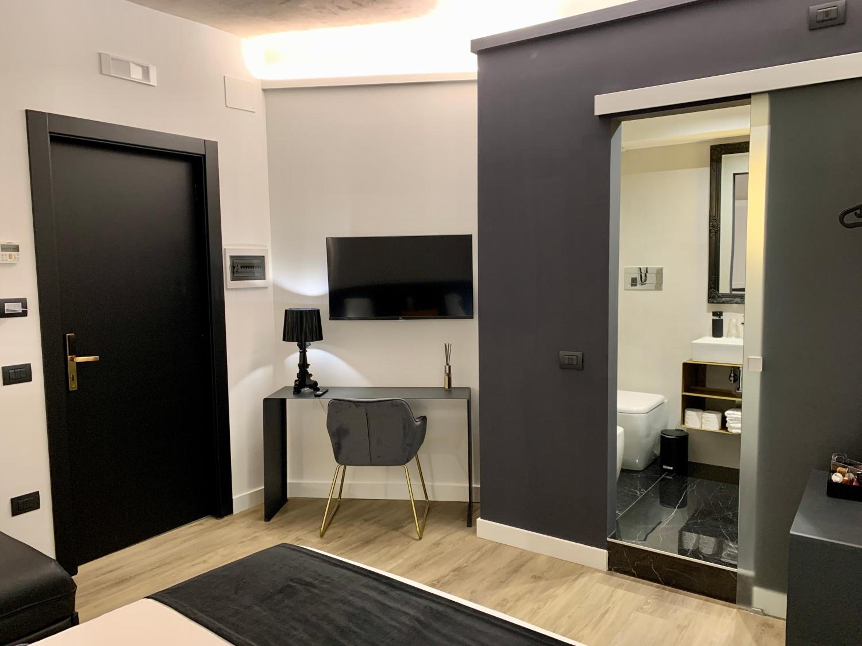 Toledo Boutique Rooms