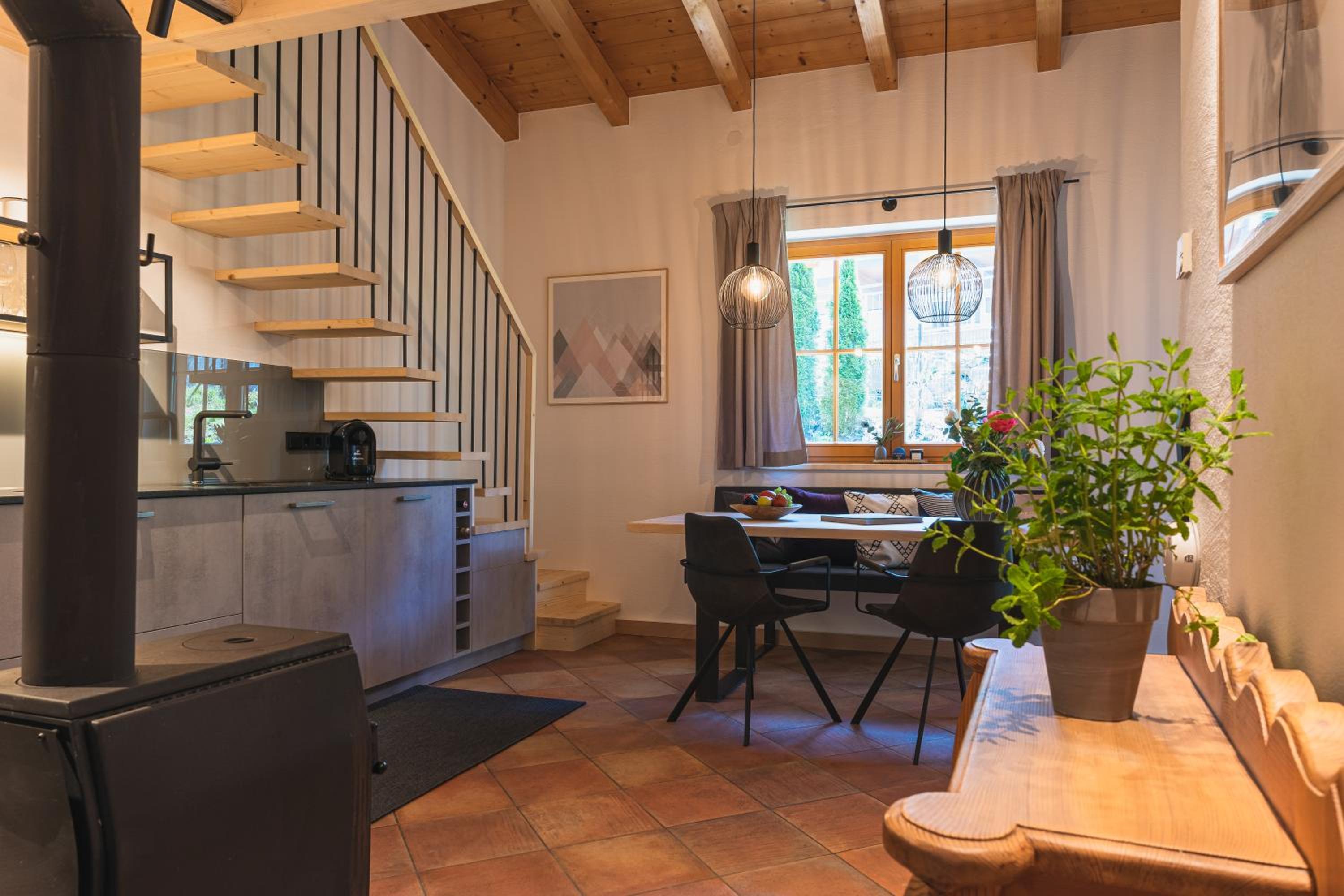 Dorfchalets & Apartments - in Kaprun centre including FREE entry Tauern Spa and Summer Card