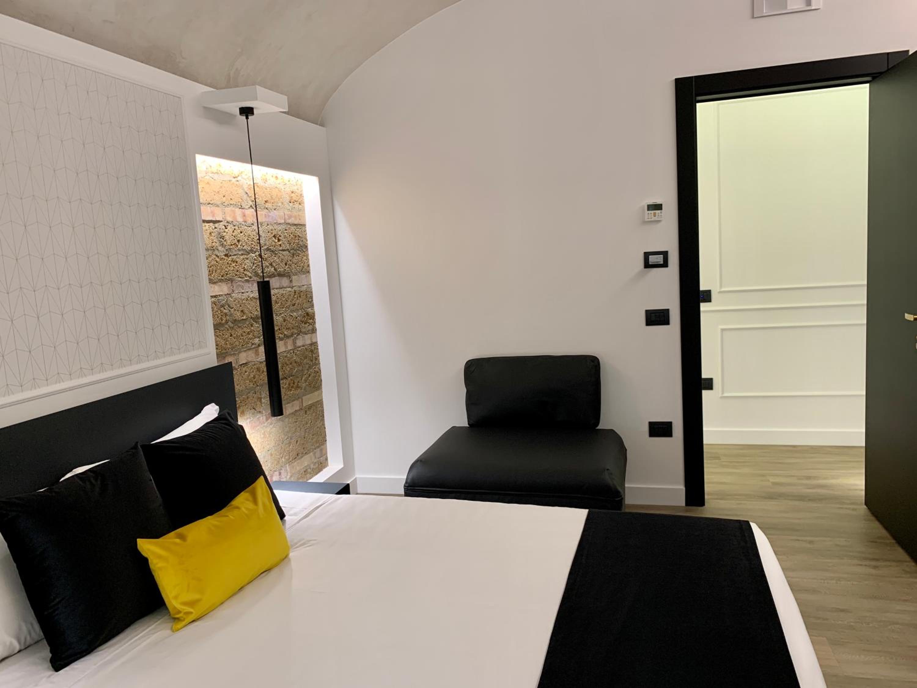 Toledo Boutique Rooms