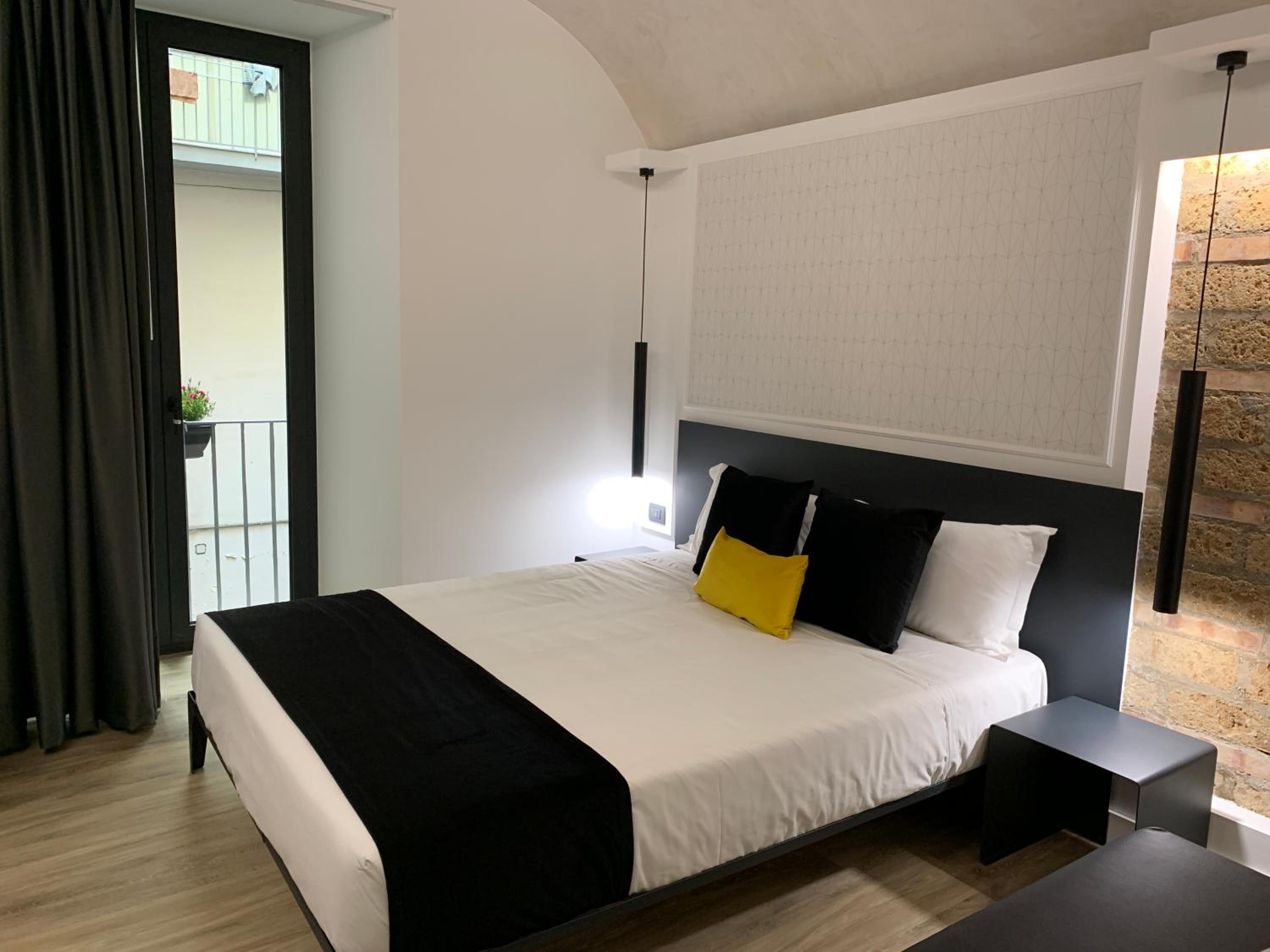 Toledo Boutique Rooms