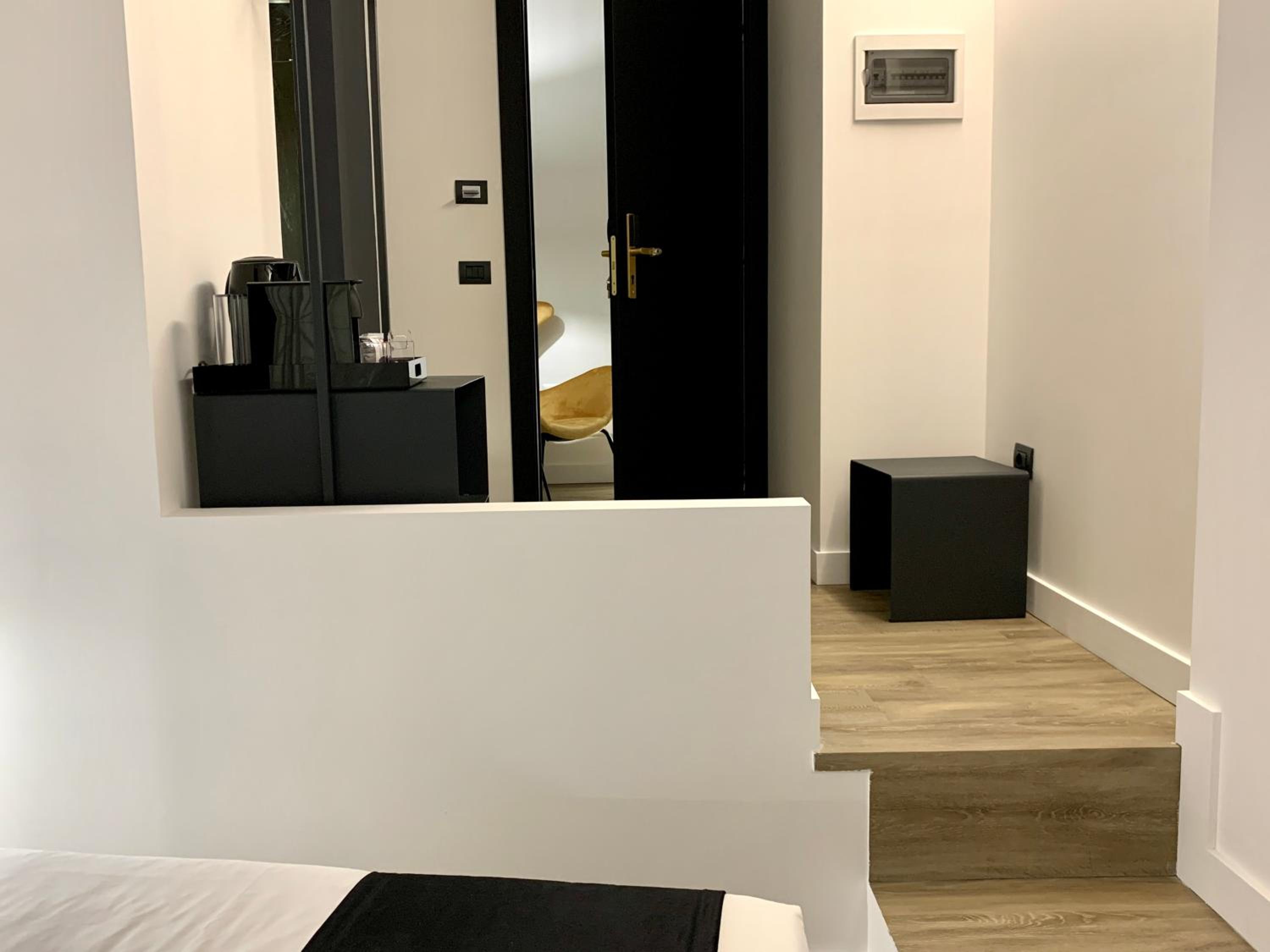 Toledo Boutique Rooms