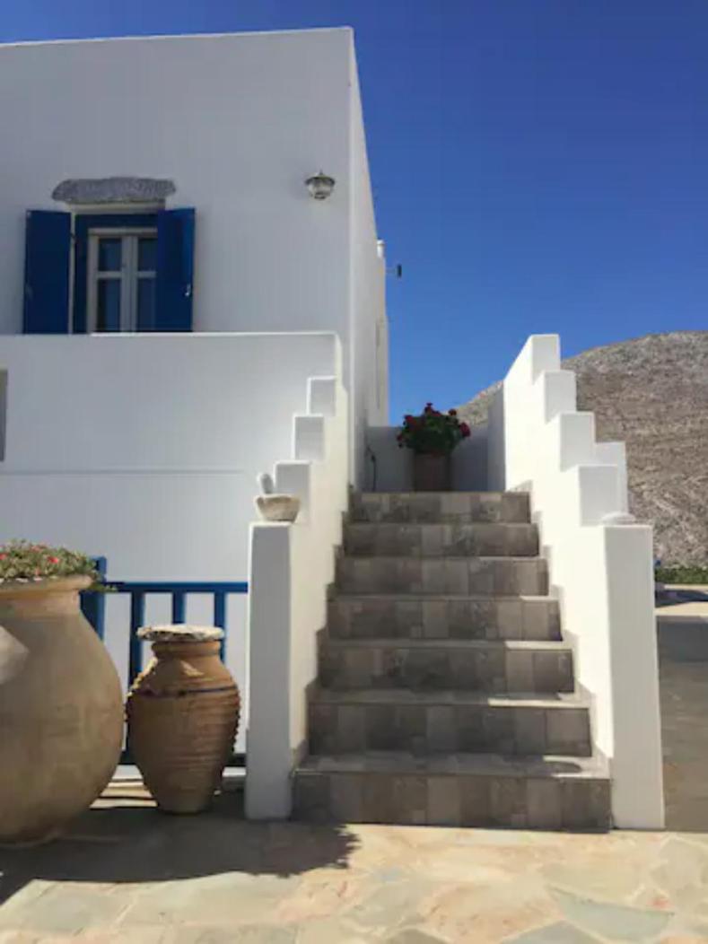 Cycladic house in rural surrounding 2 photo 2