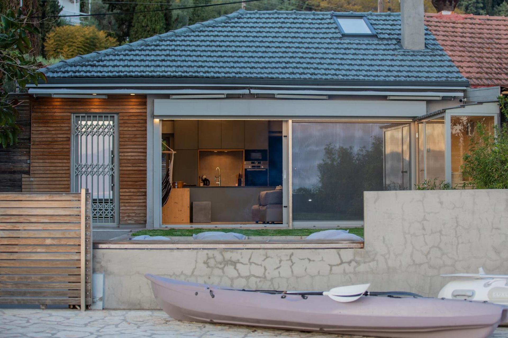 Hotel Beachfront Skaloma Villa