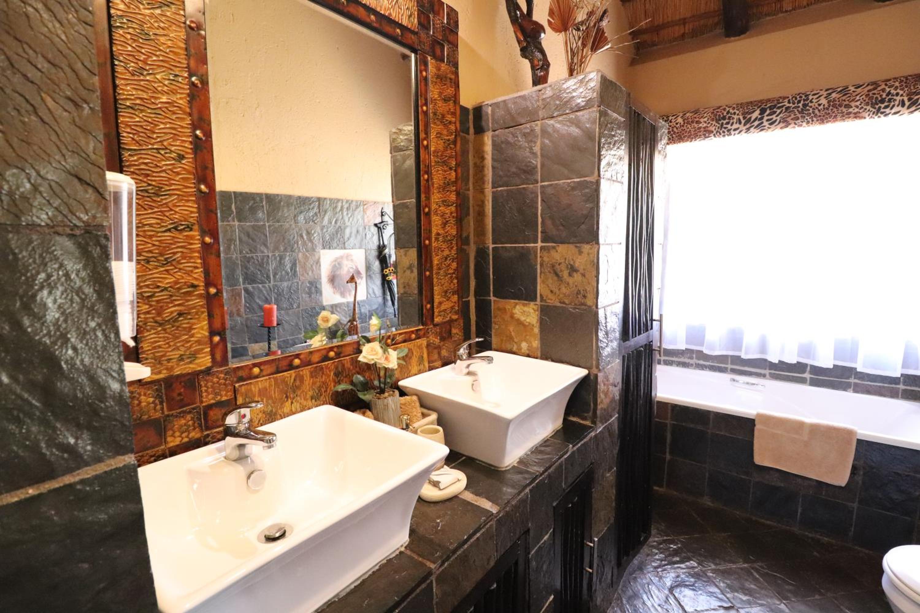 B&B African Rock Lodge