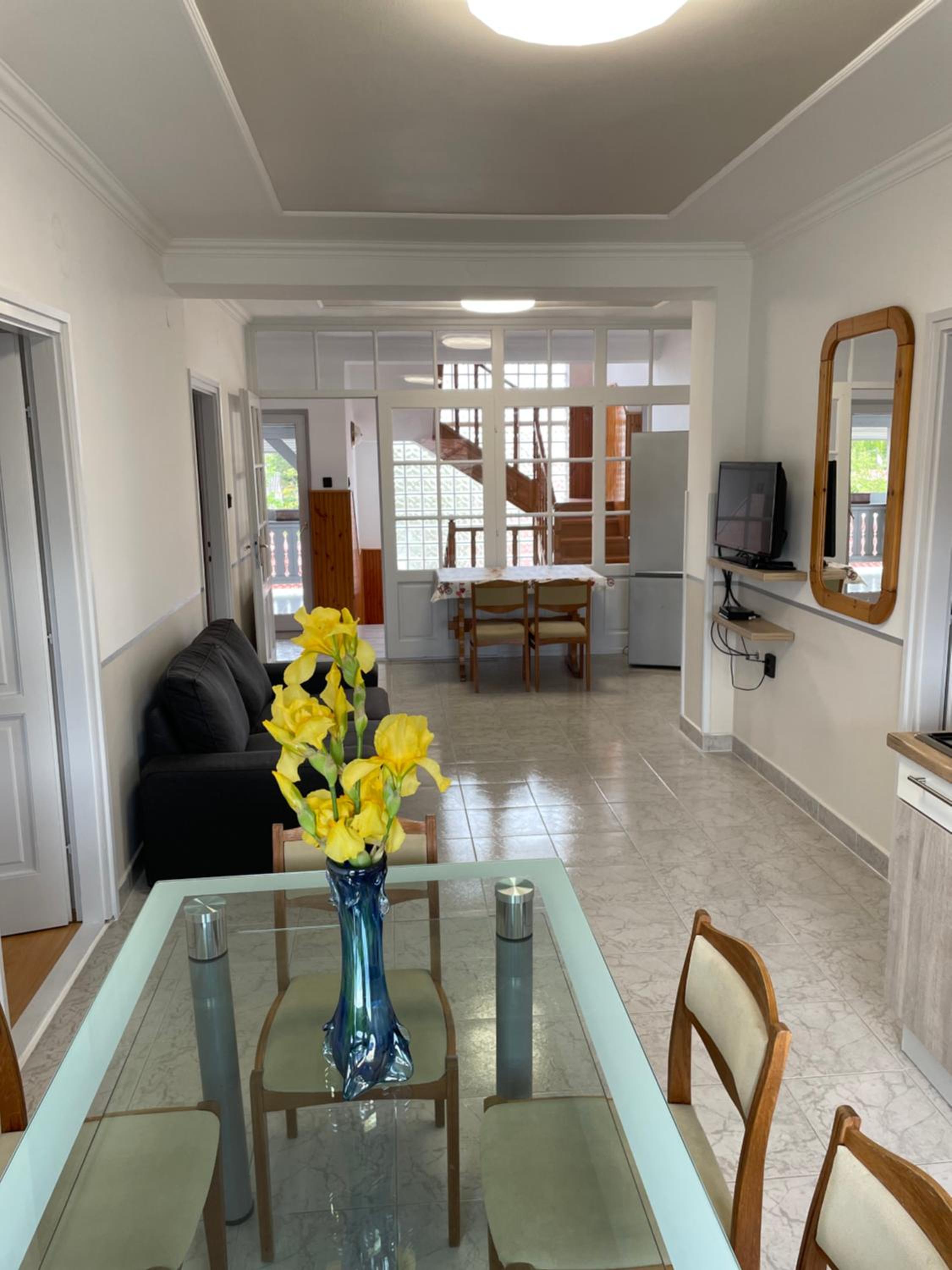 Pingvin Cukrászda Apartman felső szint view 3
