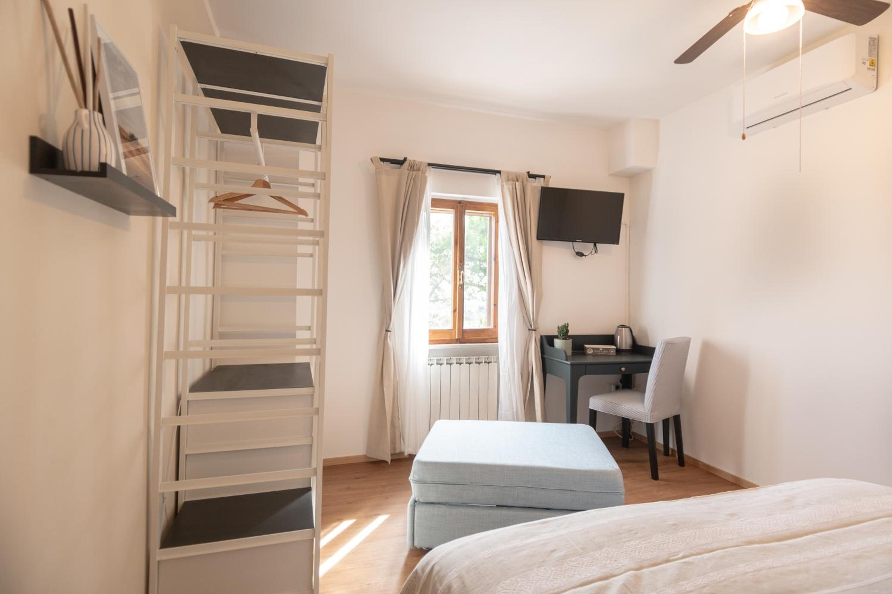 B&B Cantico Delle Creature