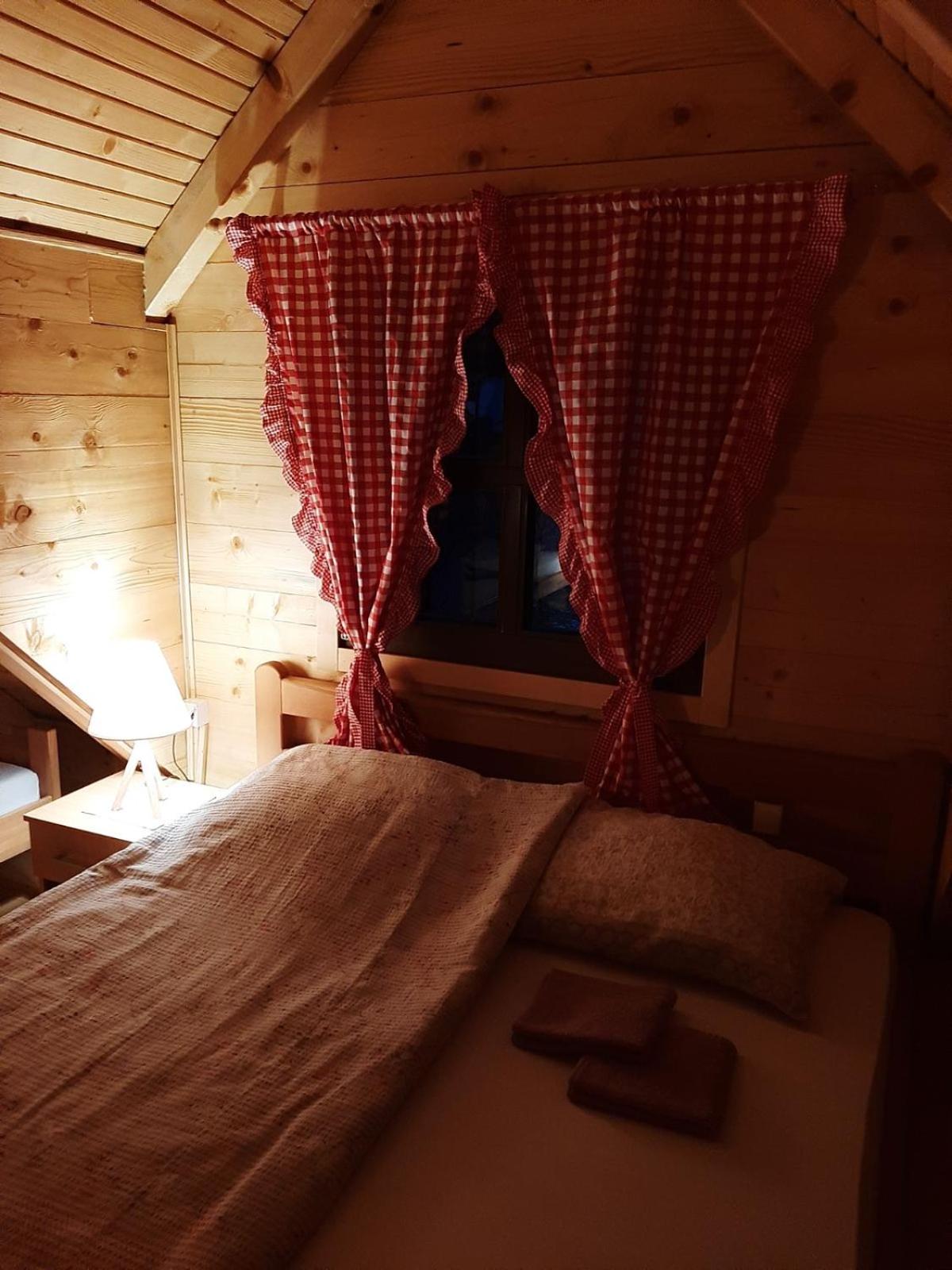 Janjske otoke - smještaj na selu (Milorad Piljić)