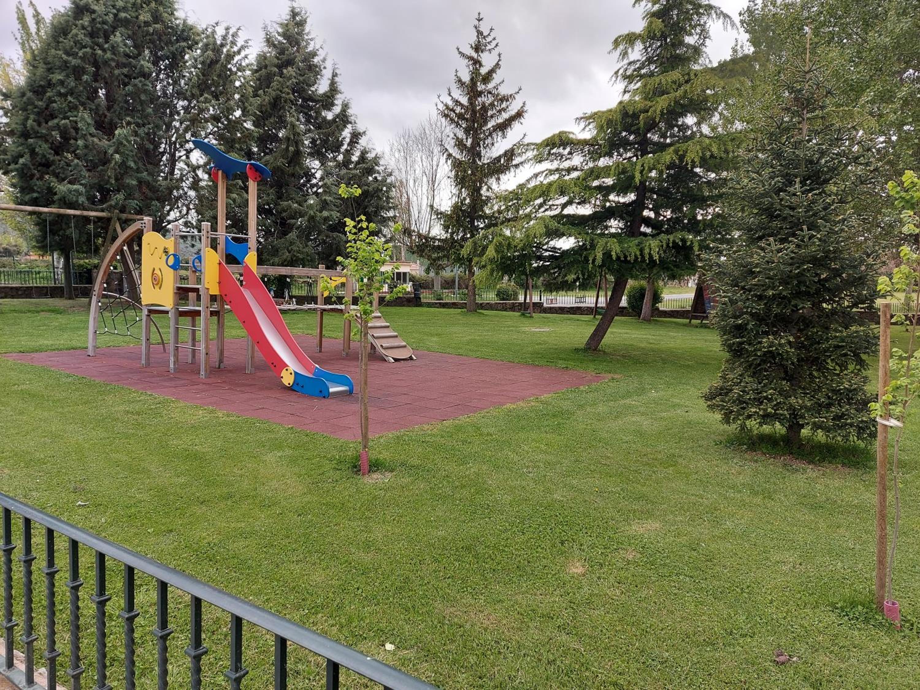 Photo 34