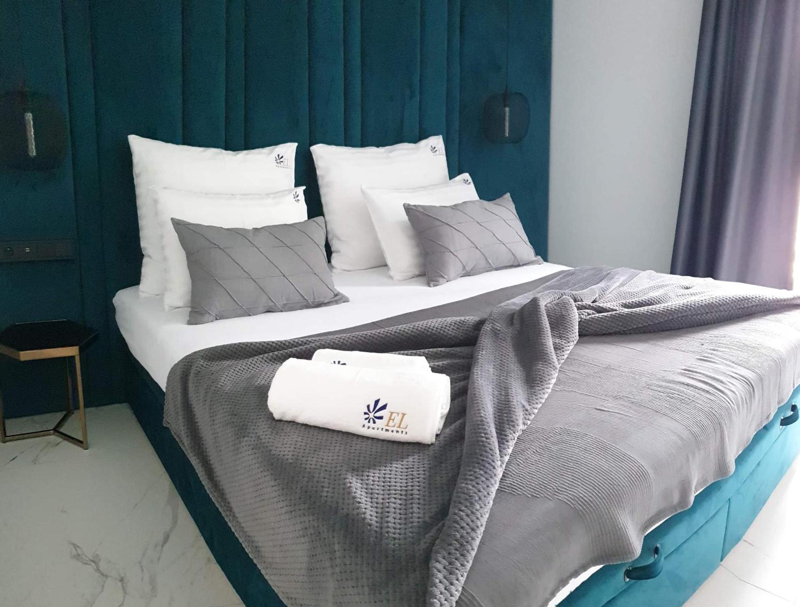 EL Apartments - Solaris view 2