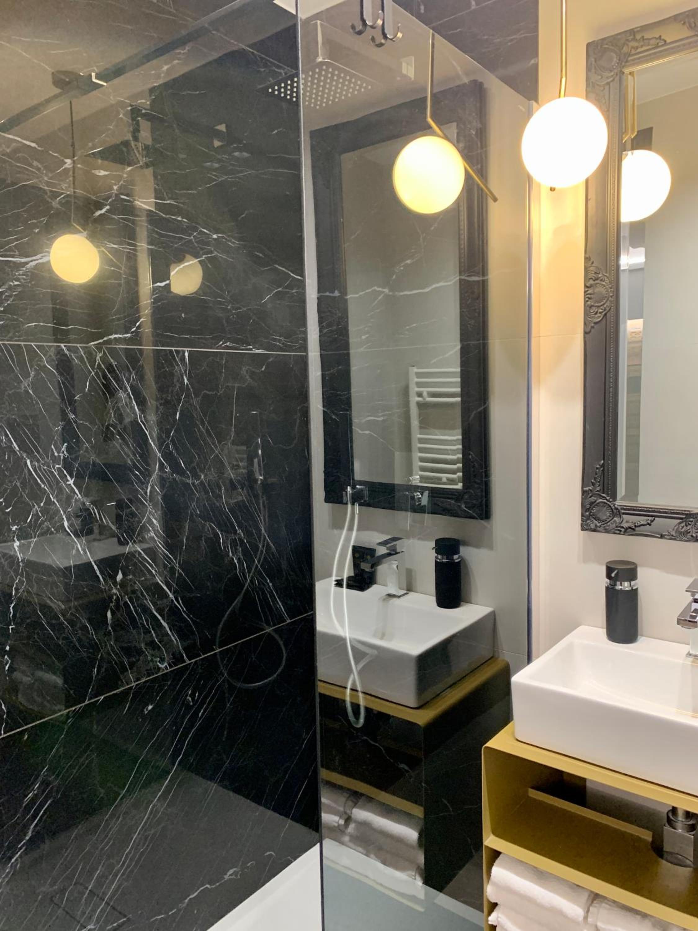 Toledo Boutique Rooms