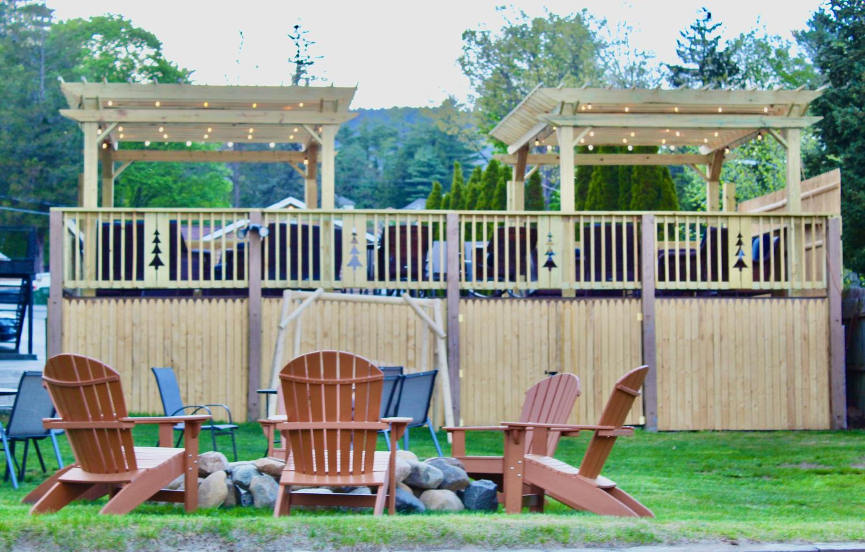 The Sundowner on Lake George