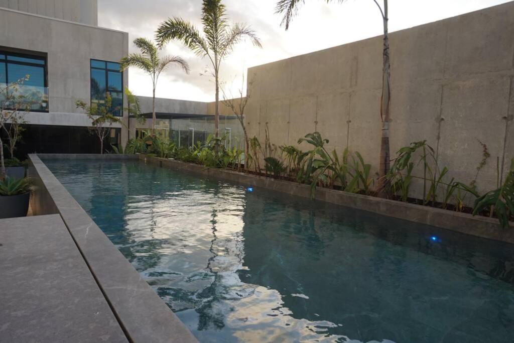 Amazing views SJO, Cozy, Equipped. 24/7 Concierge