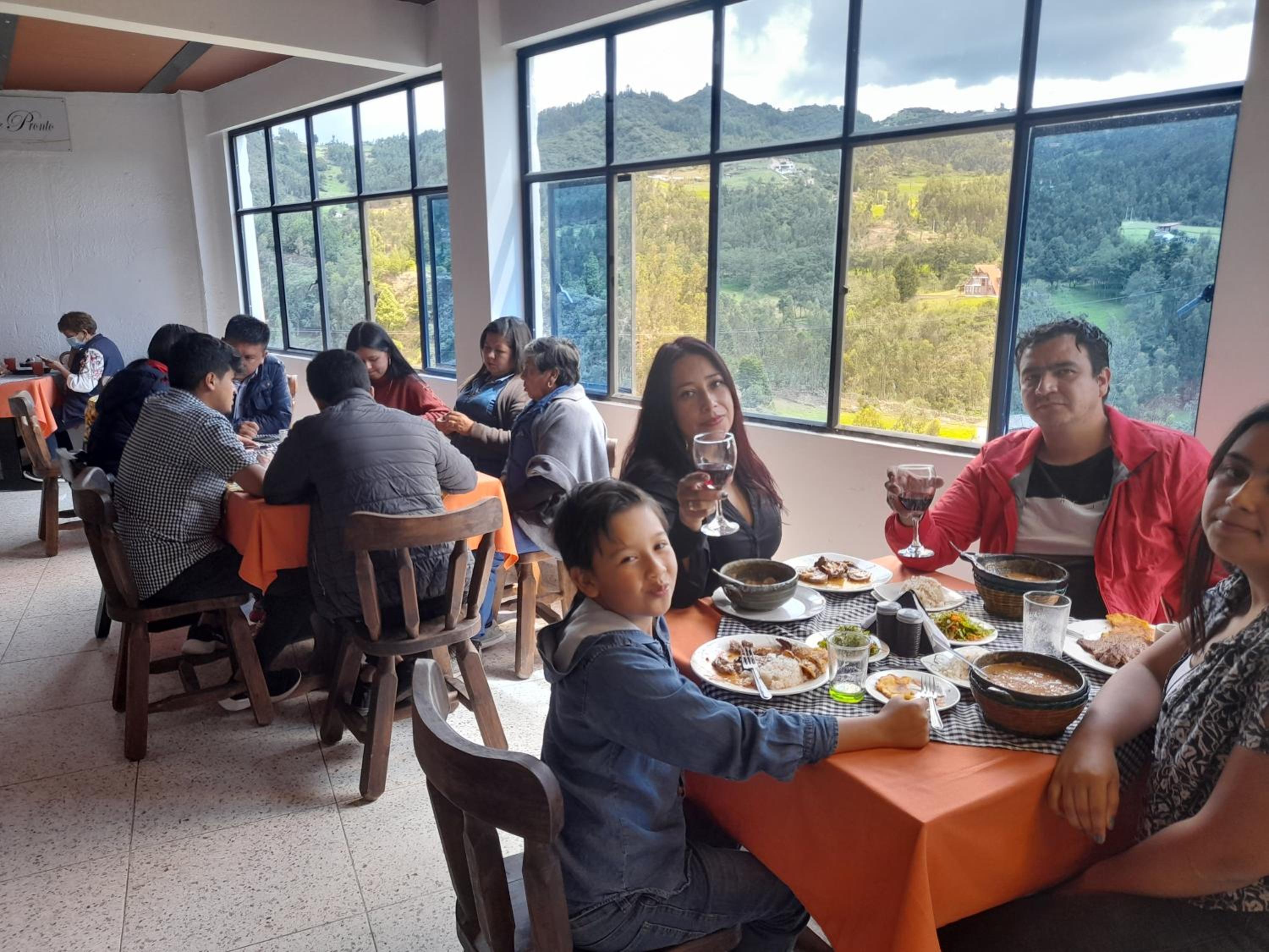 Restaurante y Hostal: De La Villa Pa Sumercé