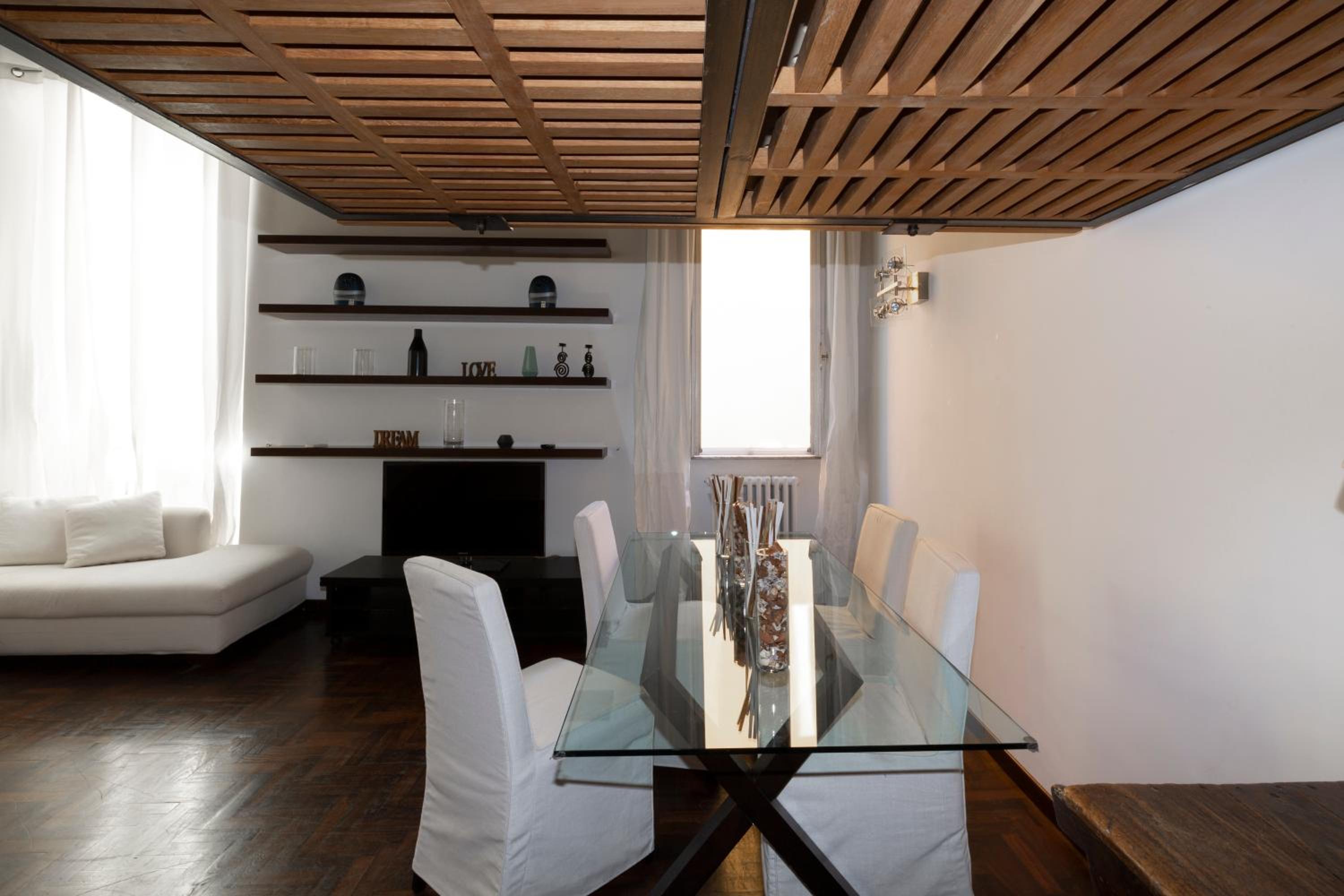 Rufina Apartment en Rome — dining