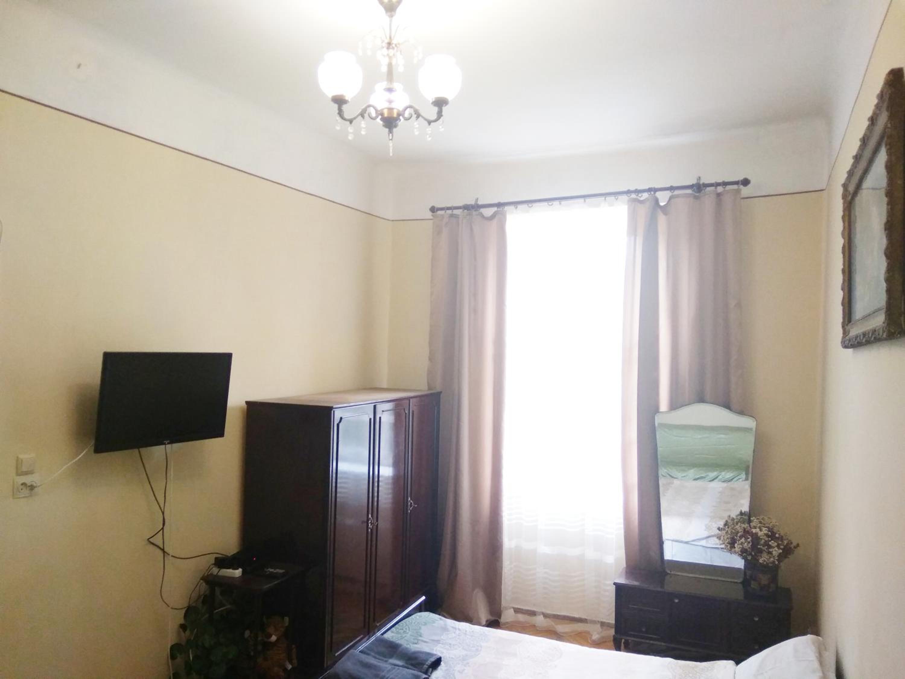 Apartment near the train station view 5