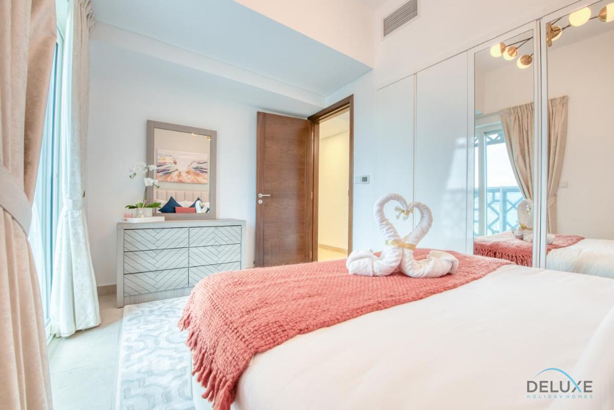Splendid 2BR in Victoria Residency Al Furjan by Deluxe Holiday Homes