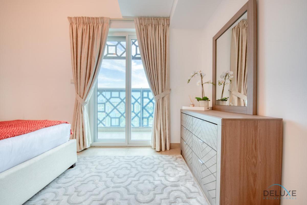 Splendid 2BR in Victoria Residency Al Furjan by Deluxe Holiday Homes