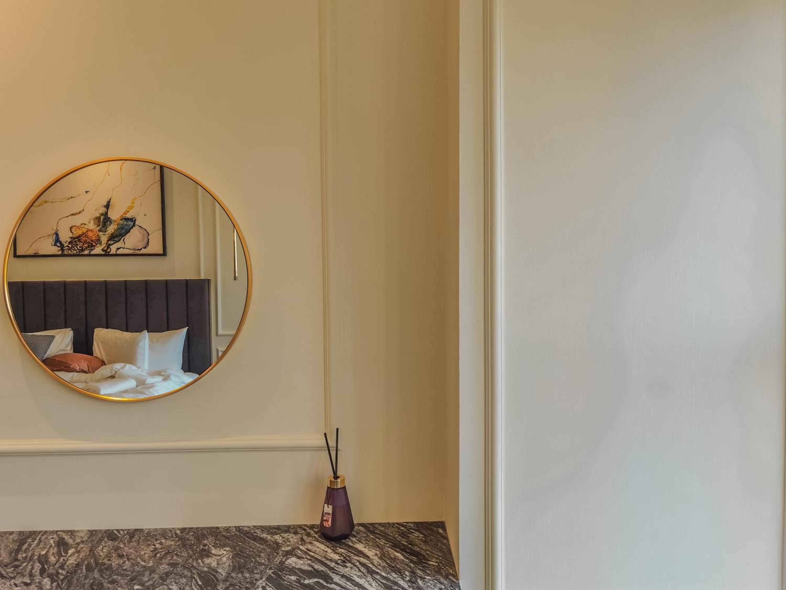 Ceylonz Suites by StayKL Stevvy