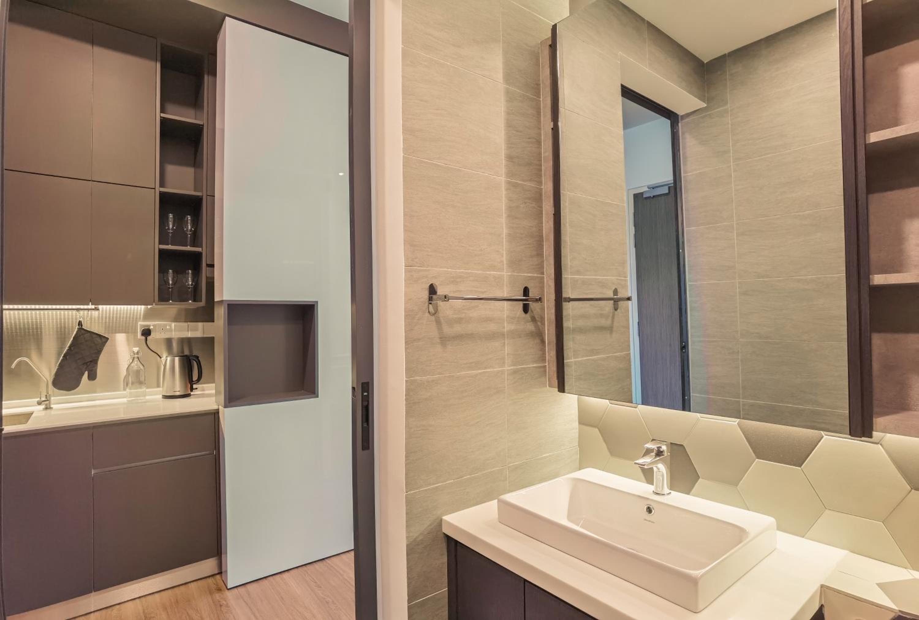 Ceylonz Suites by StayKL Stevvy