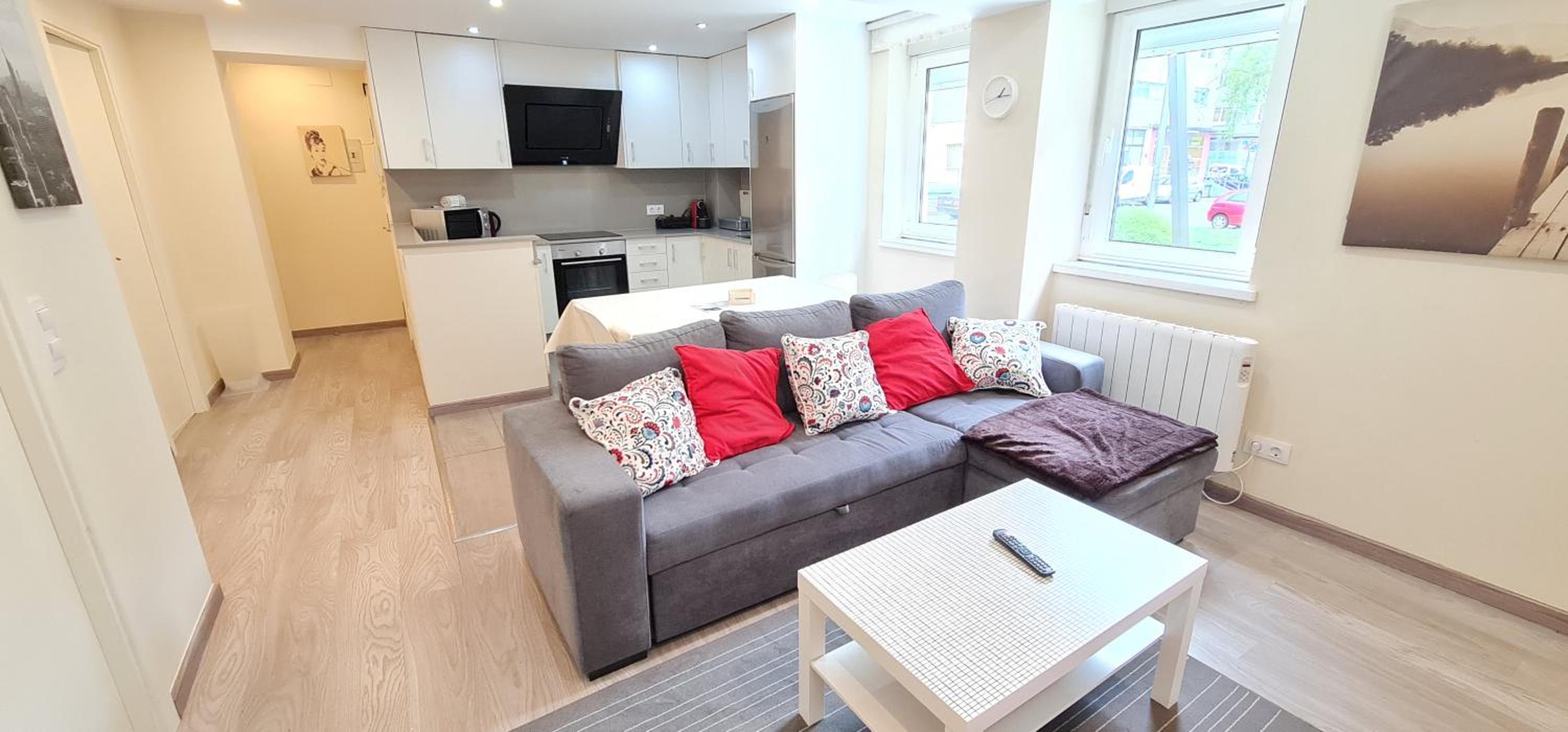 Avenida de Arteixo. Precioso apartamento - Property Image 33