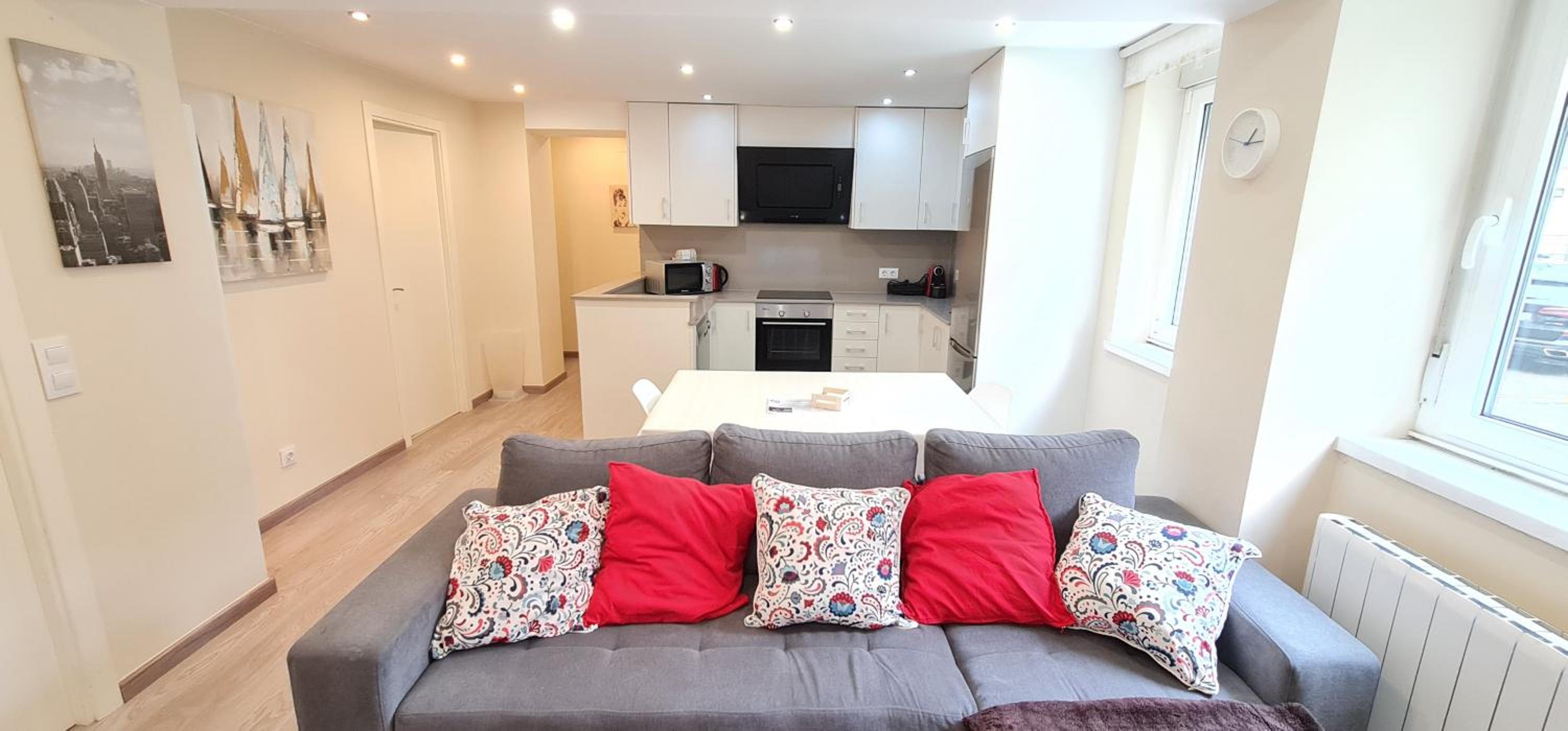 Avenida de Arteixo. Precioso apartamento - Property Image 40