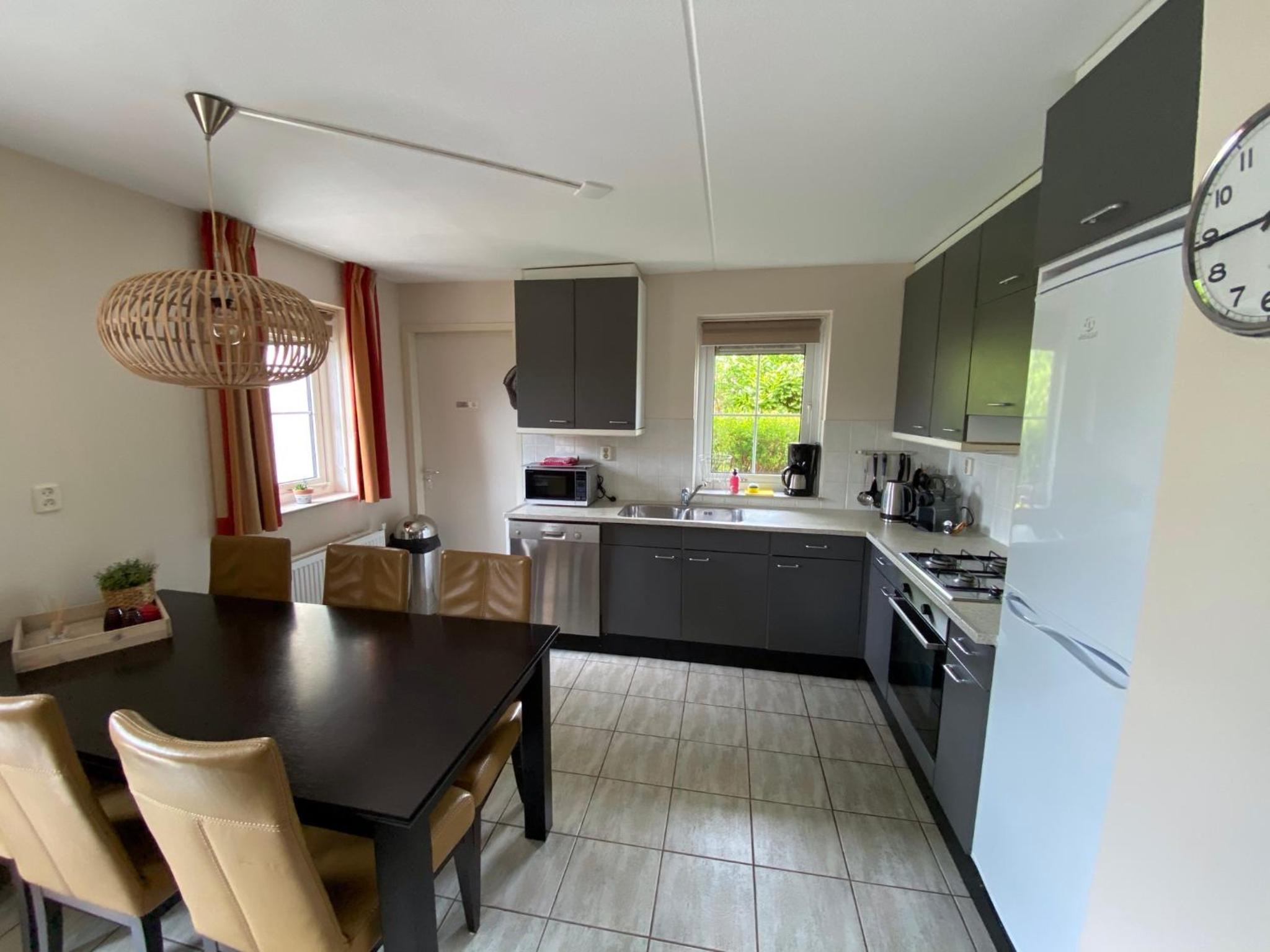 Holiday Beach House Hellevoetsluis view 4