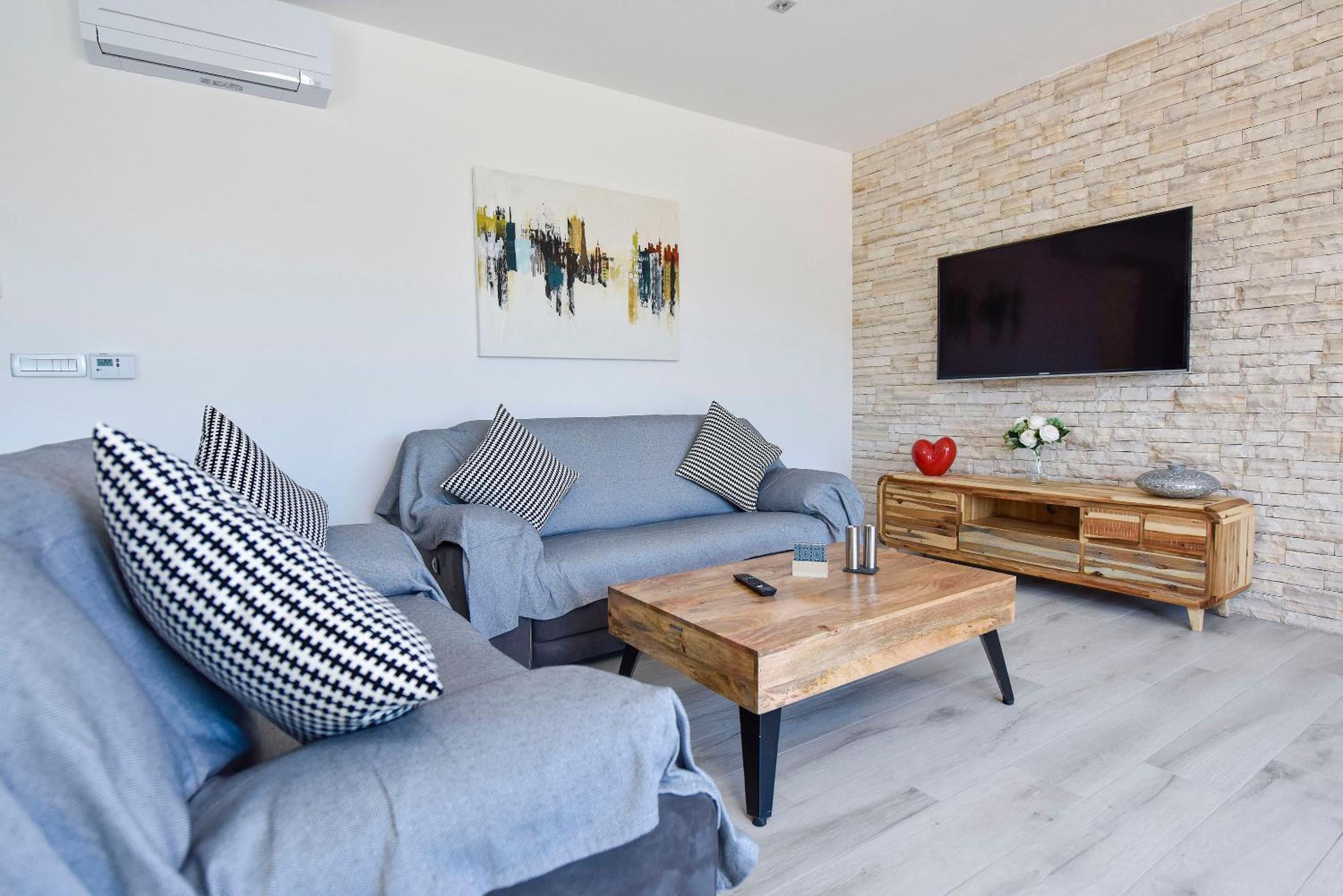 Photo 38