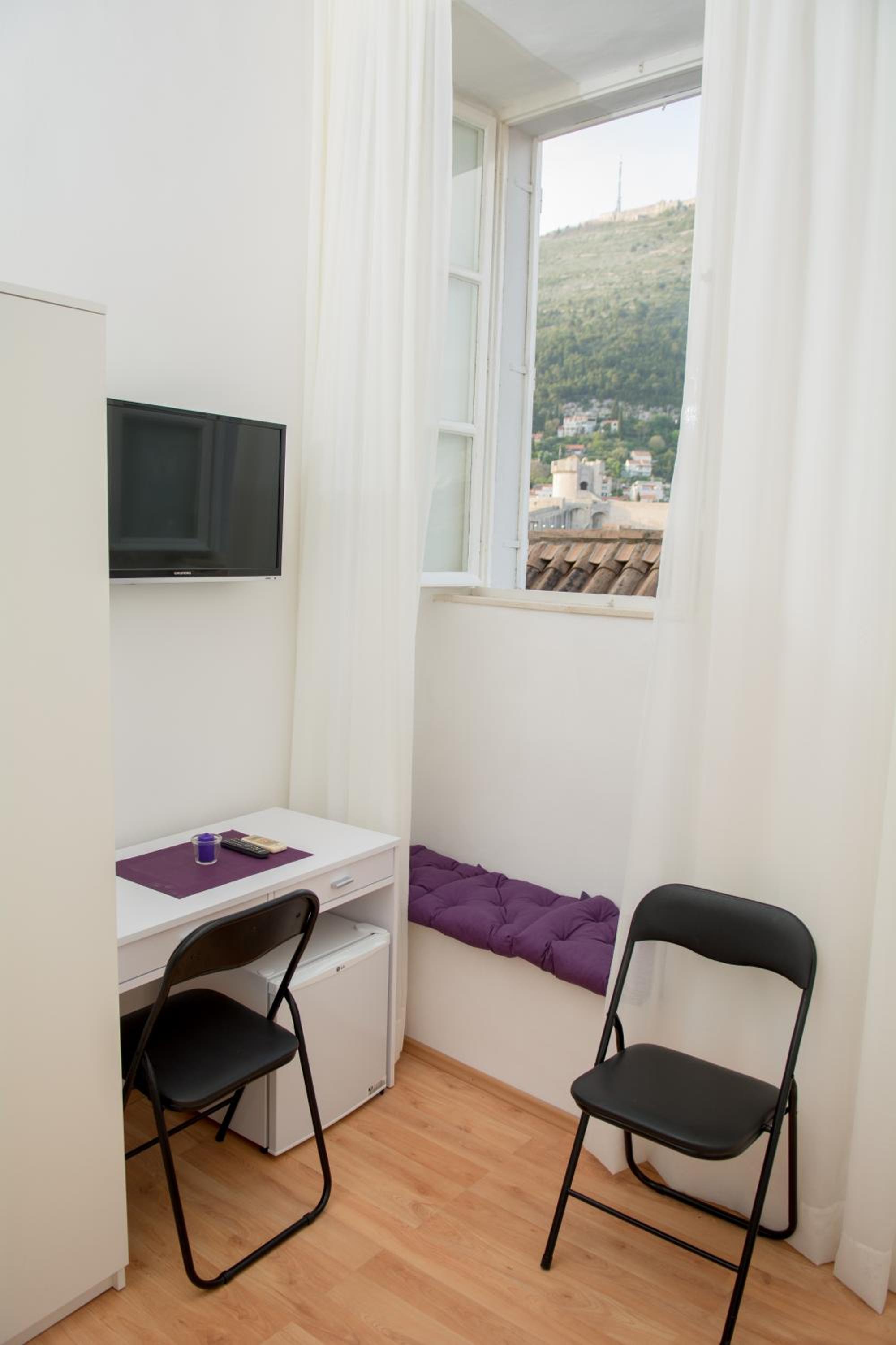 Room PlaceForYou