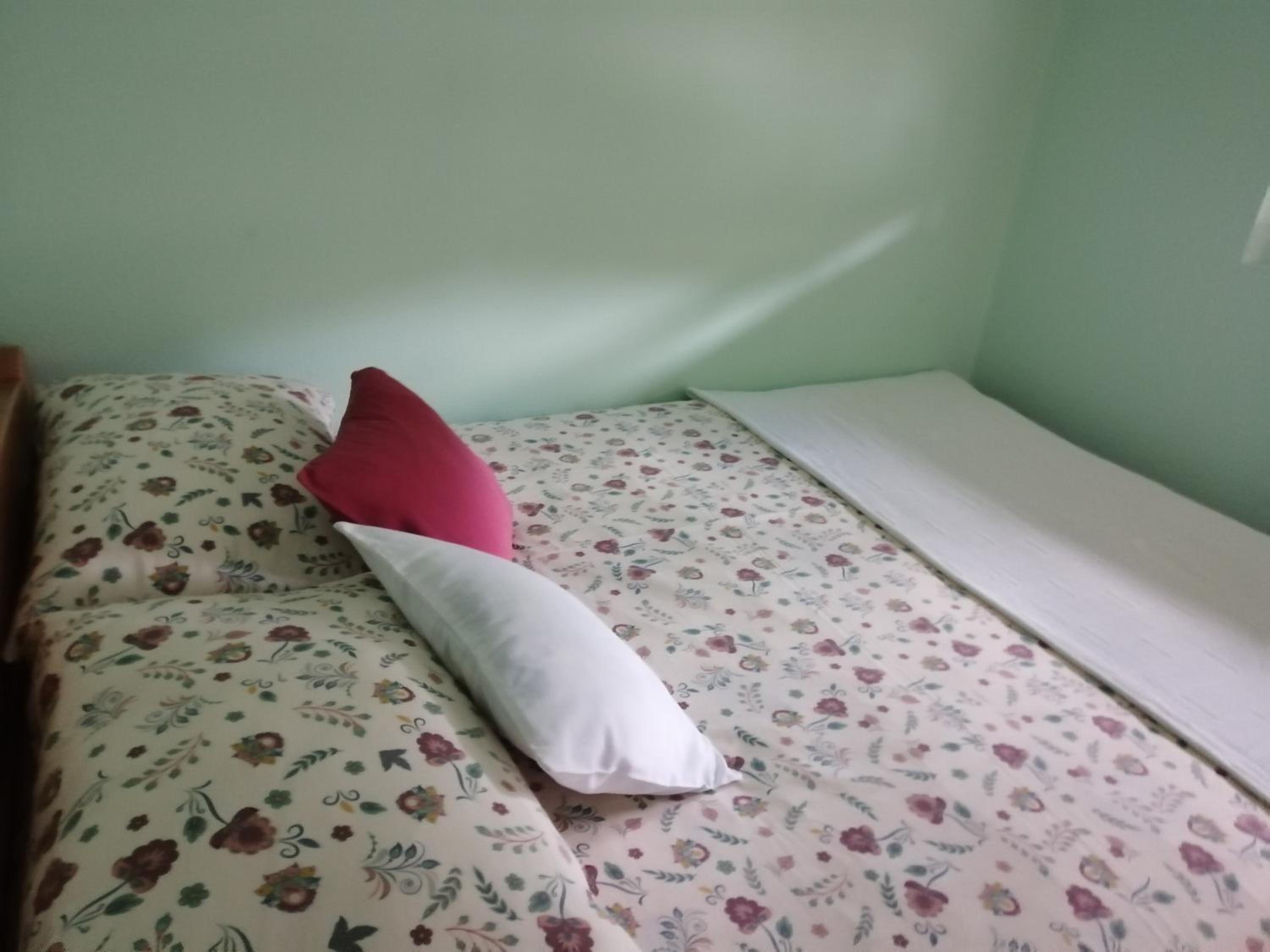 Airport apartment T&T