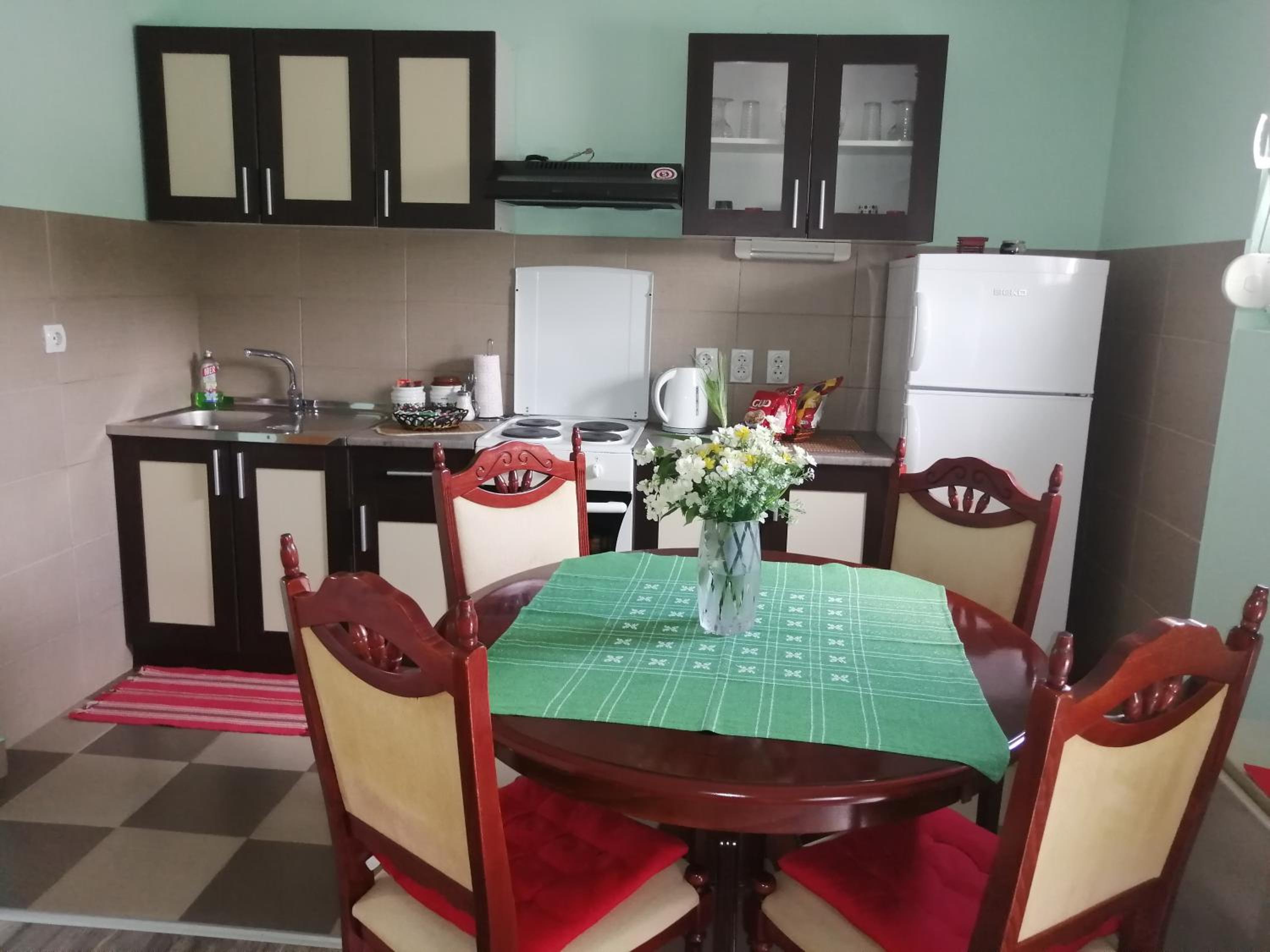 Airport apartment T&T