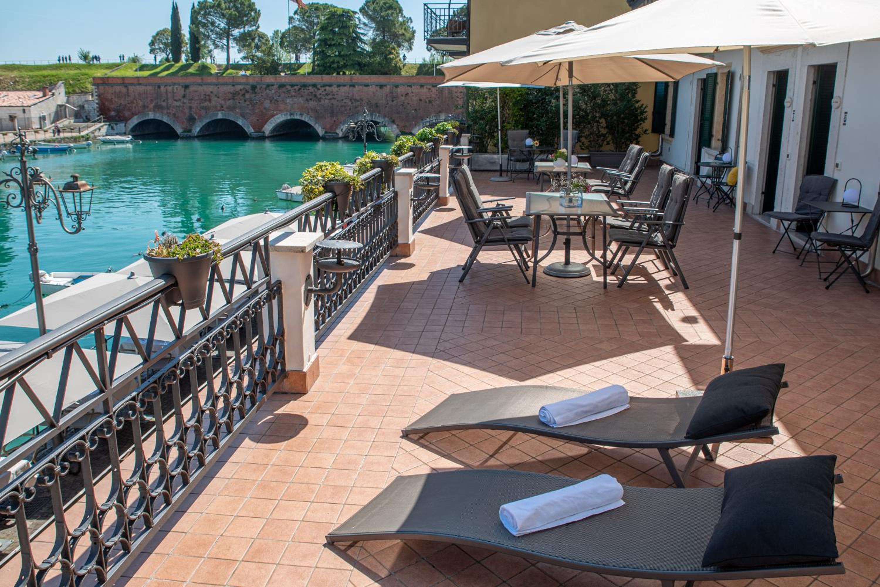 Fiori sull'Acqua Apartments photo 4
