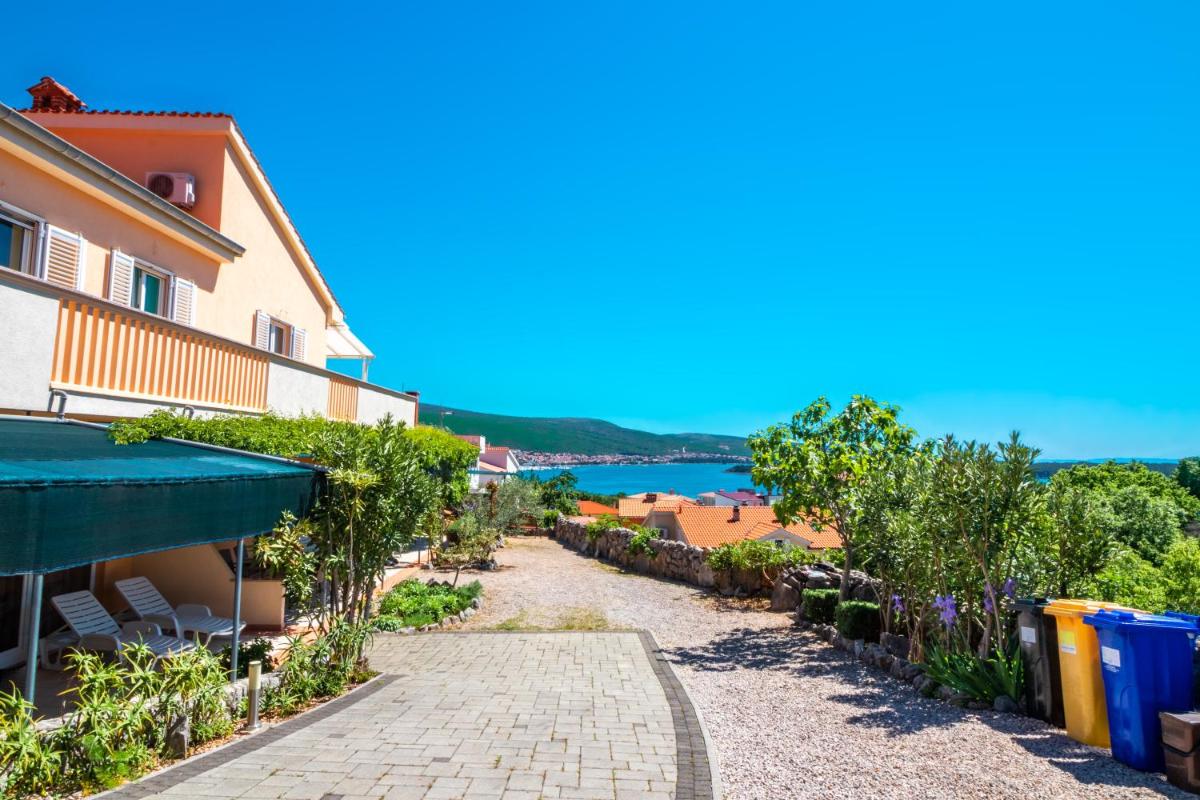 Hotel Apartments Sandra - Image 1