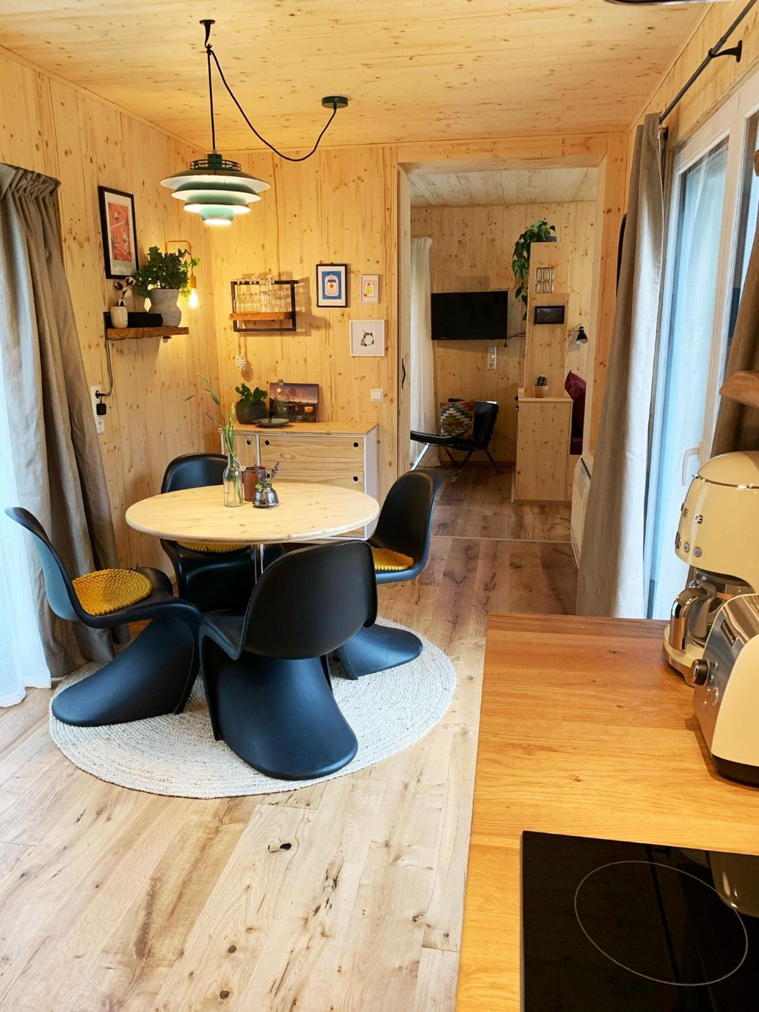 HJEM - Tiny Homes direkt am Wald zwischen Allgäu & Bodensee