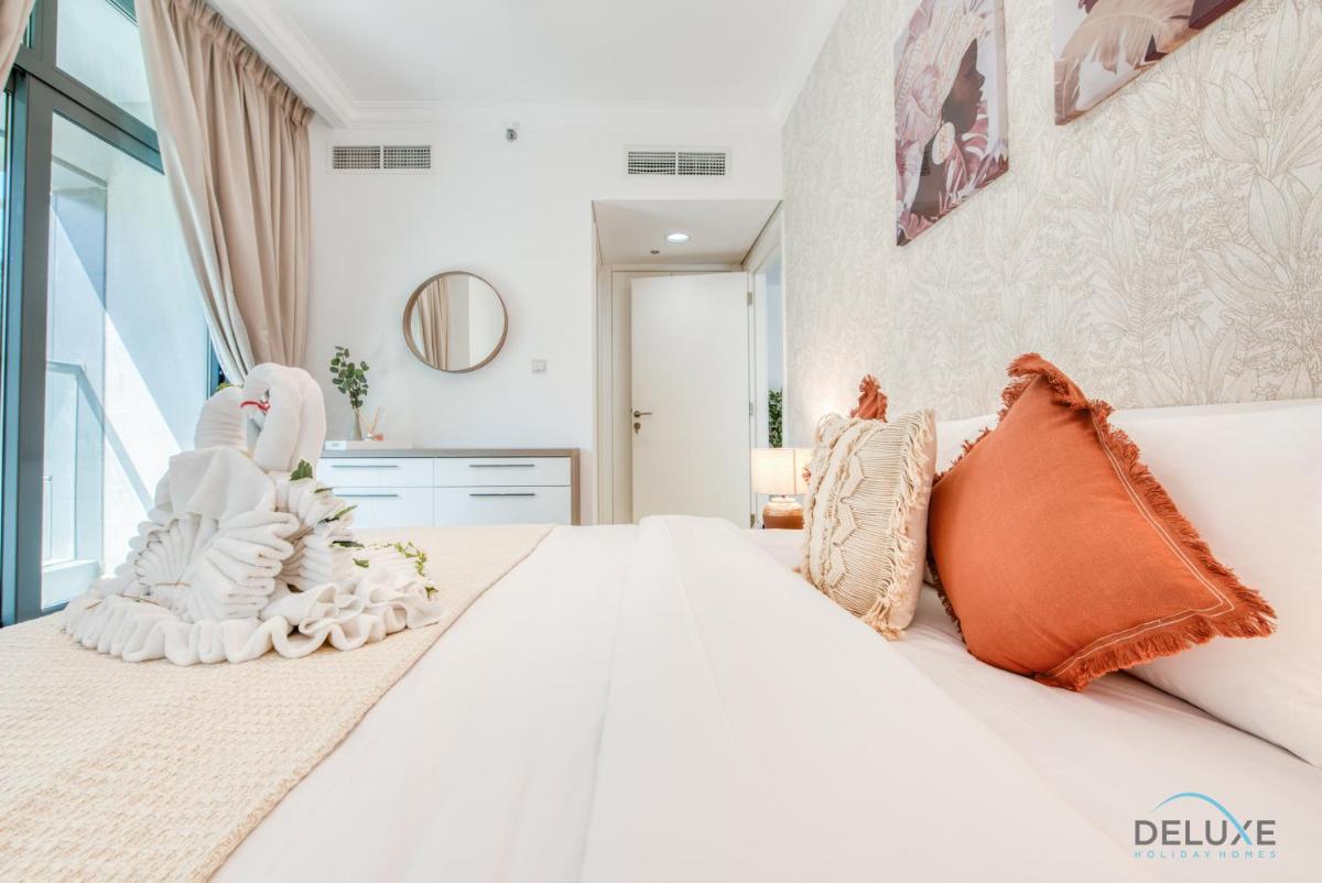Splendid 1BR in Executive Bay Tower Business Bay by Deluxe Holiday Homes
