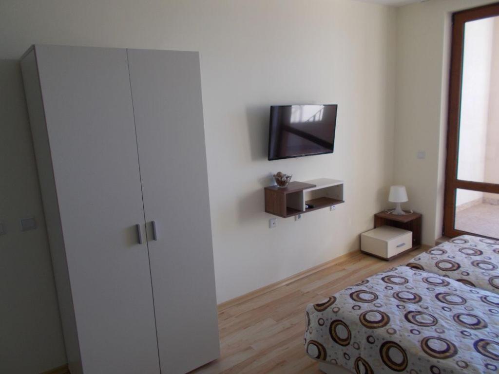 Photo 41