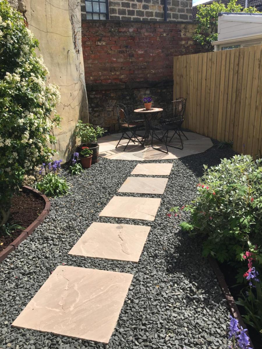 Photo 18