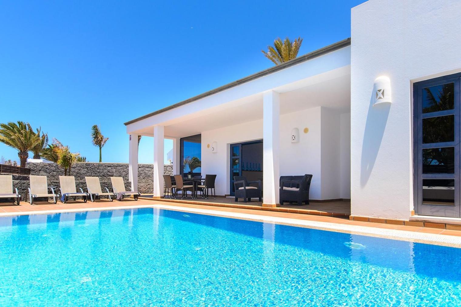 Villas Mamma Mia pool heat Private & Jacuzzi