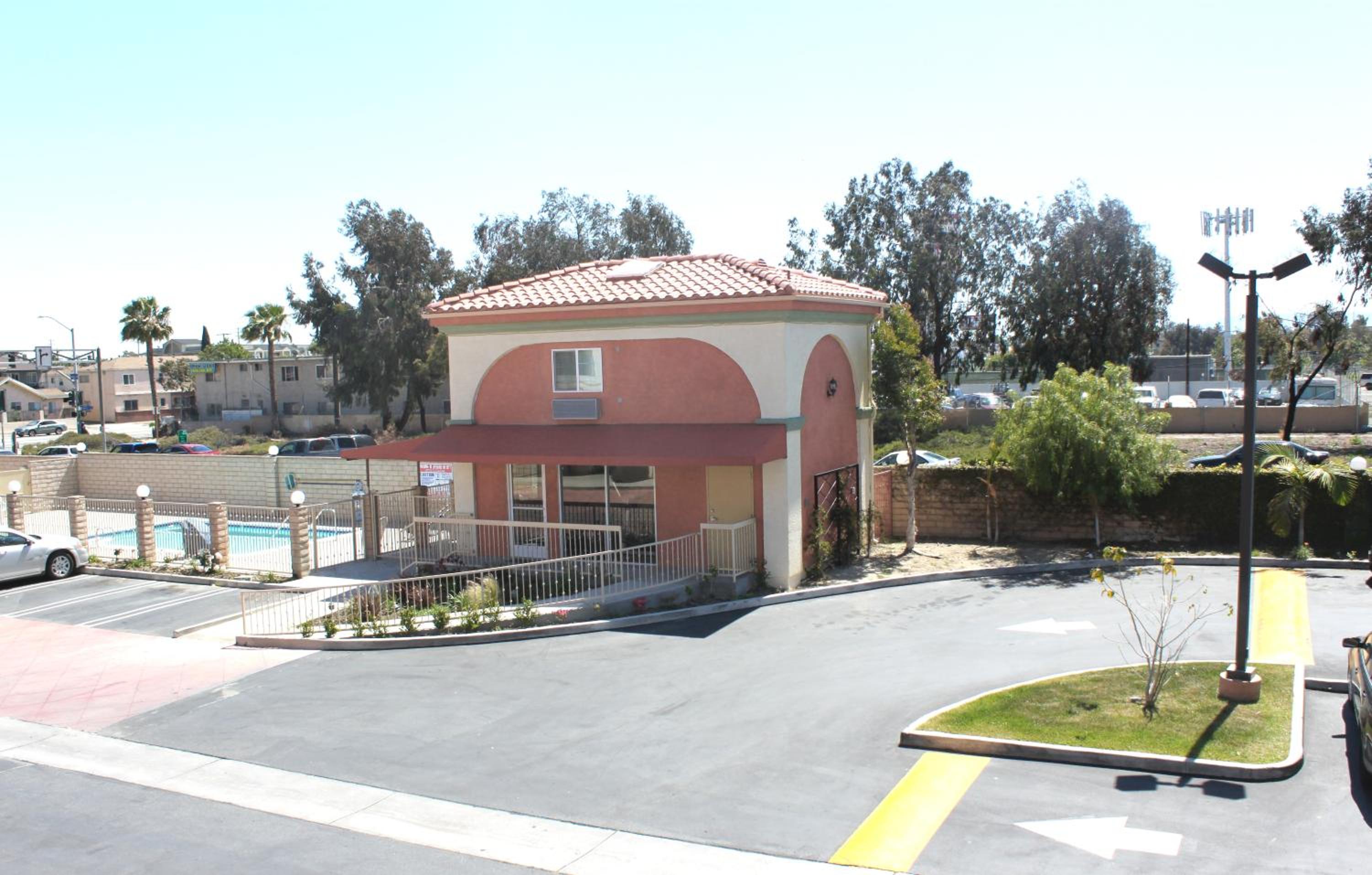 Crystal Inn Suites & Spas
