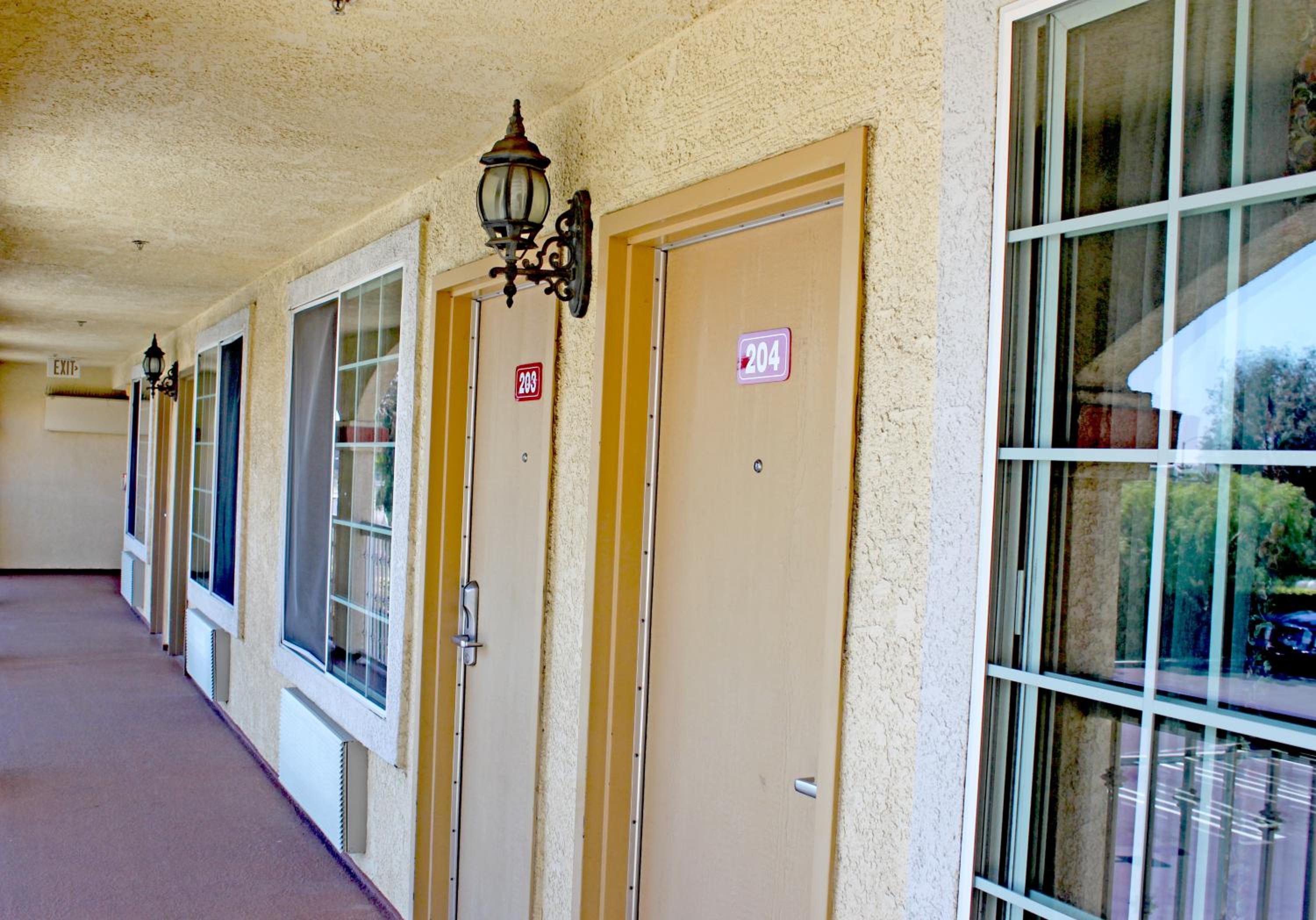 Crystal Inn Suites & Spas