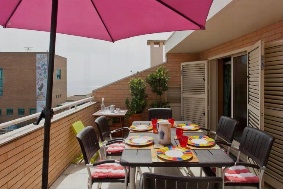 Aguda Beachfront Apartment view 5