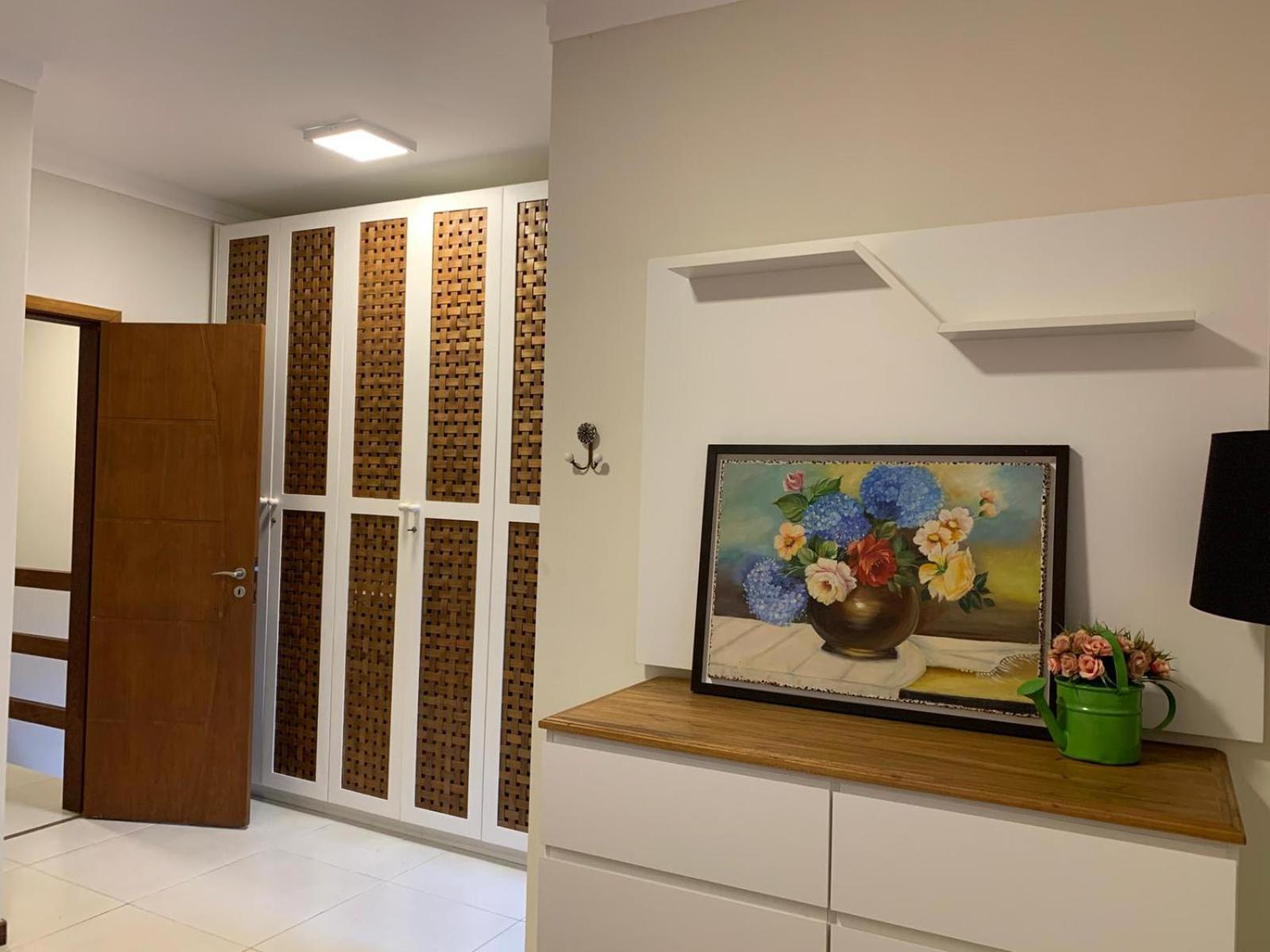 Casa em condomínio fechado, com piscina privativa em Juquehy